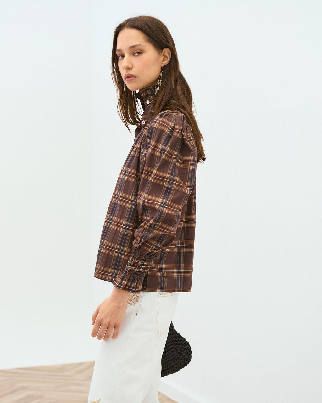 Blusa Nido De Abeja Cuello Cuadros Marrón