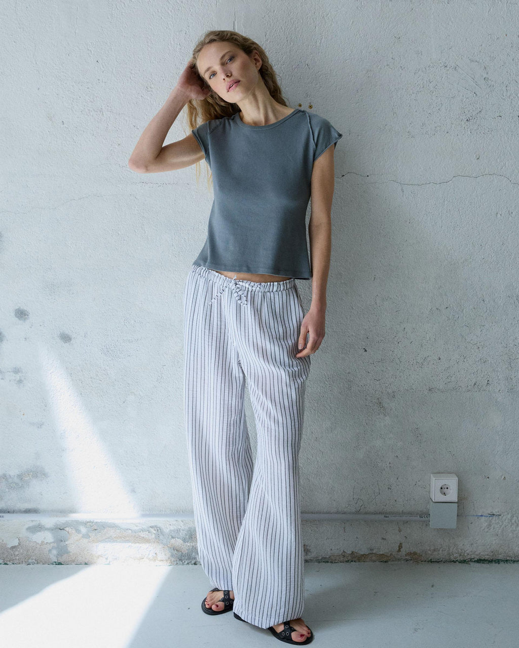 Pantalón Fluido Rayas Cinturilla Lazada Blanco