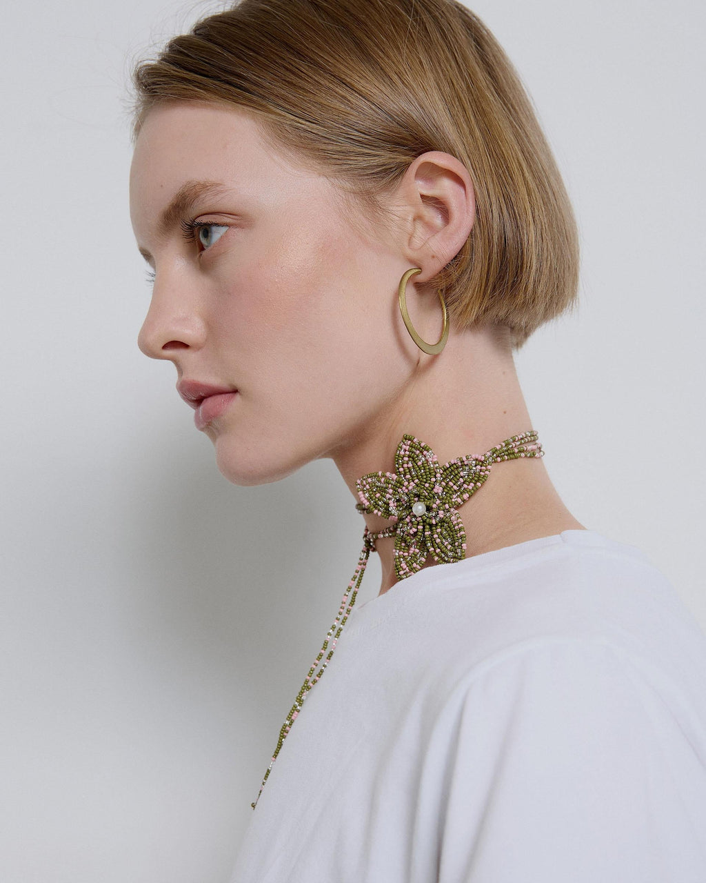 Collar Bolitas Flor Verde