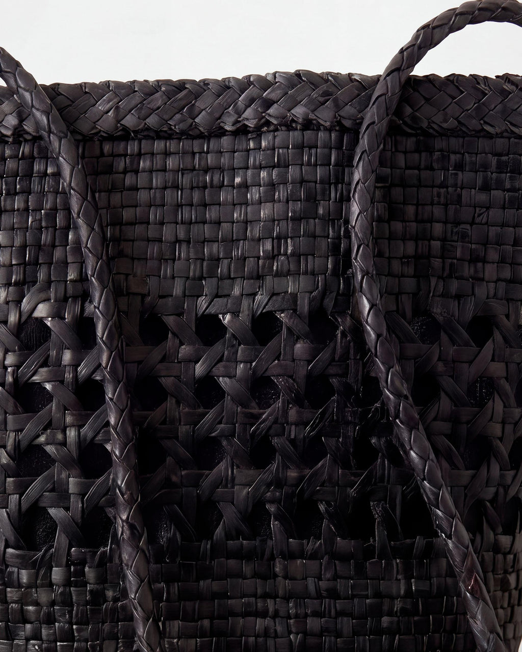 Bolso Bucket Piel Trenzada Negro