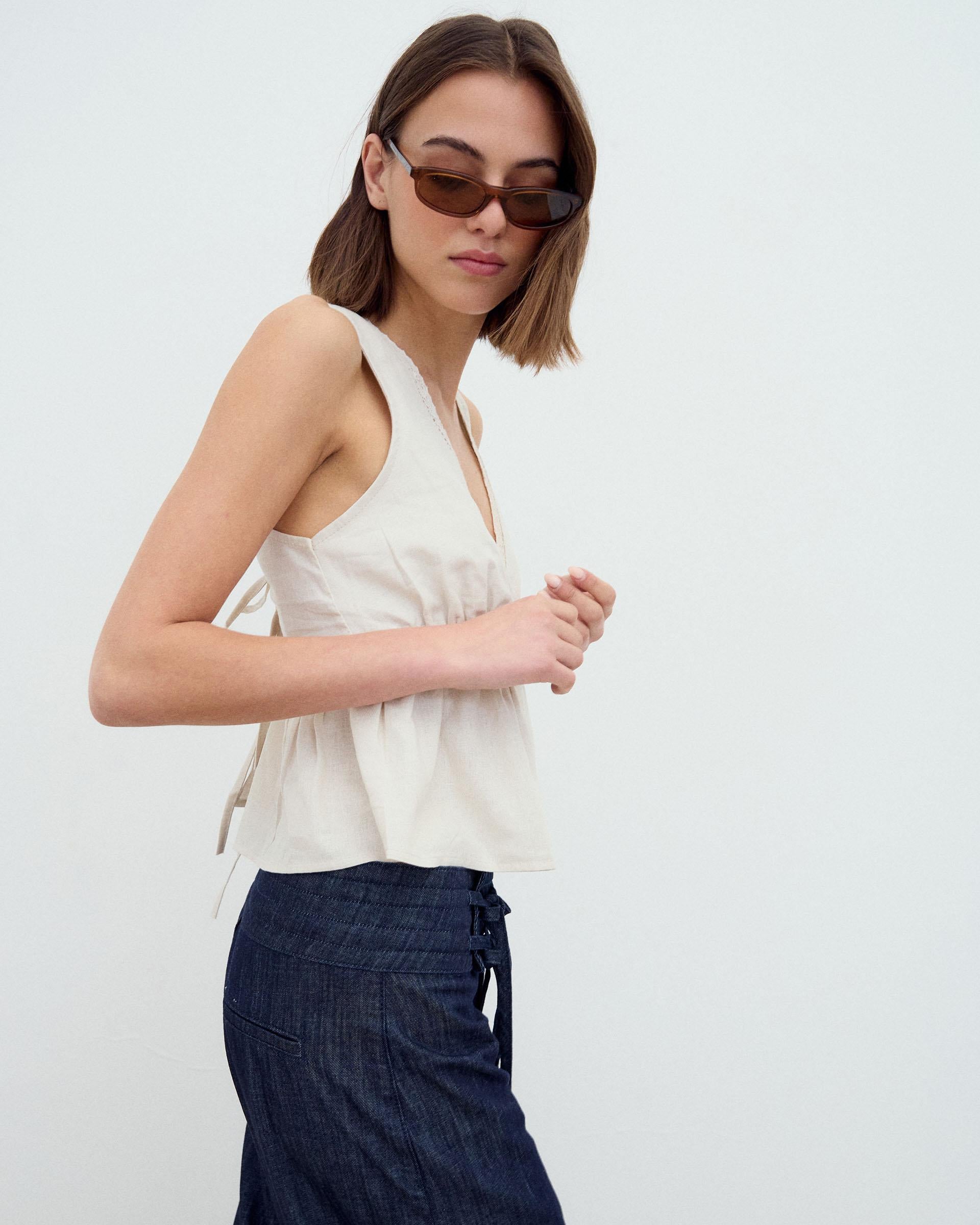 Top Frunce Puntillas Beige