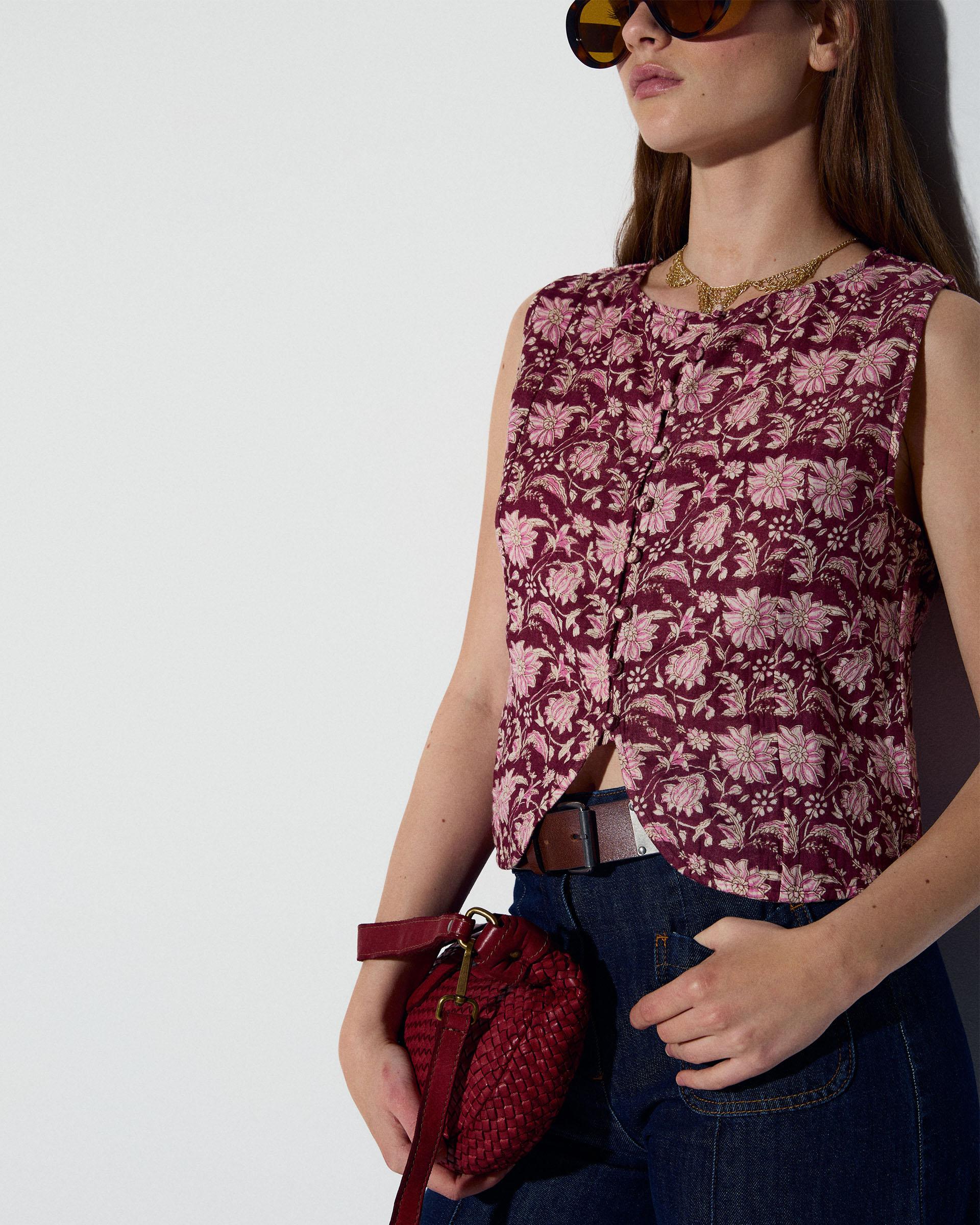 Top Botones Forrados Estampado Floral Granate