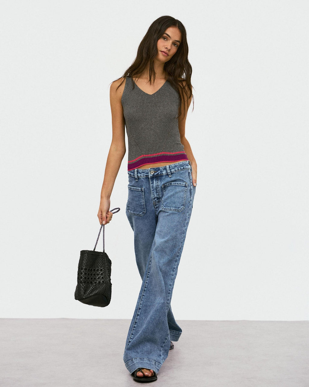 Jeans Straight Bolsillos Plastón Azul