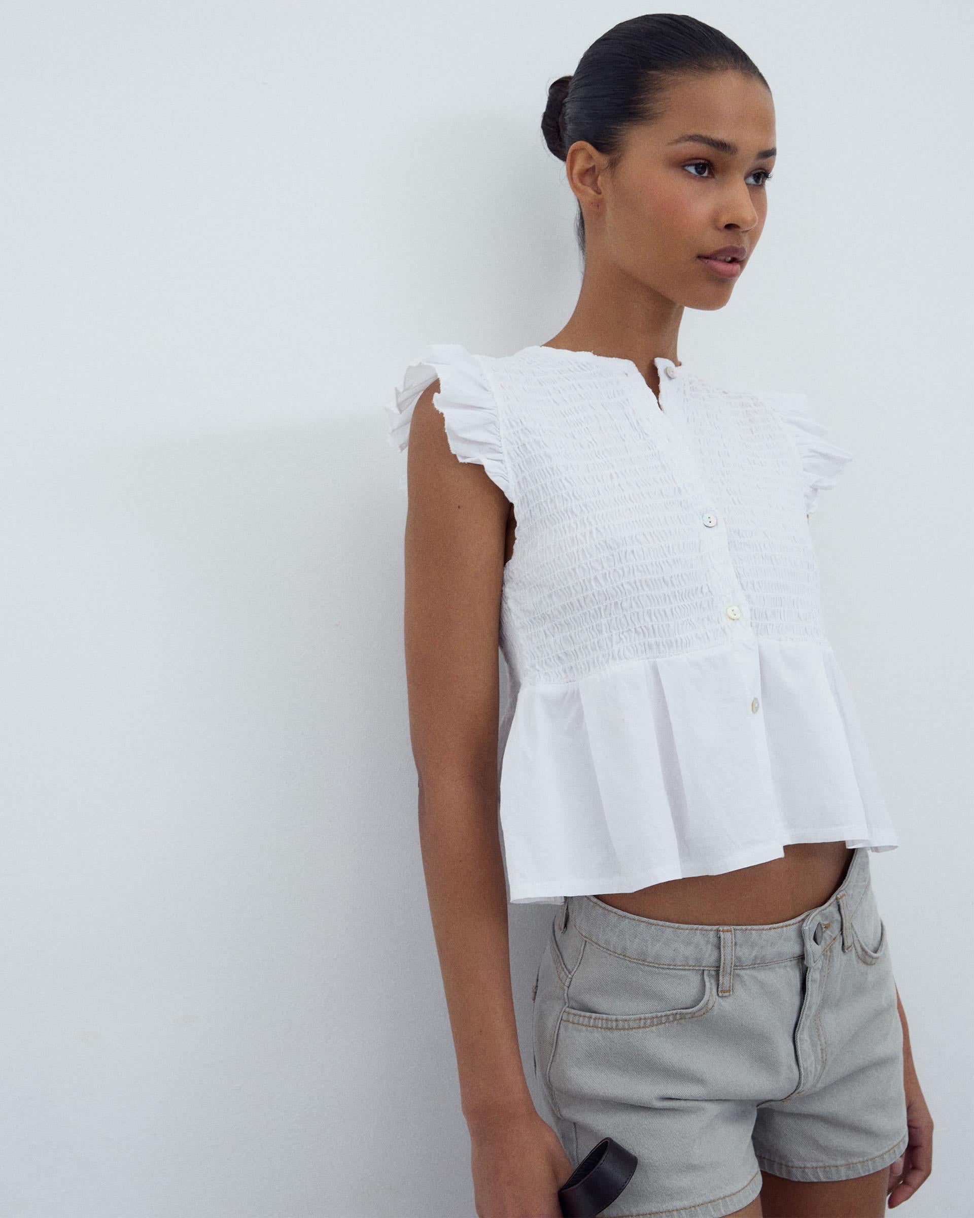 Blusa Nido De Abeja Botones Delantero Blanca