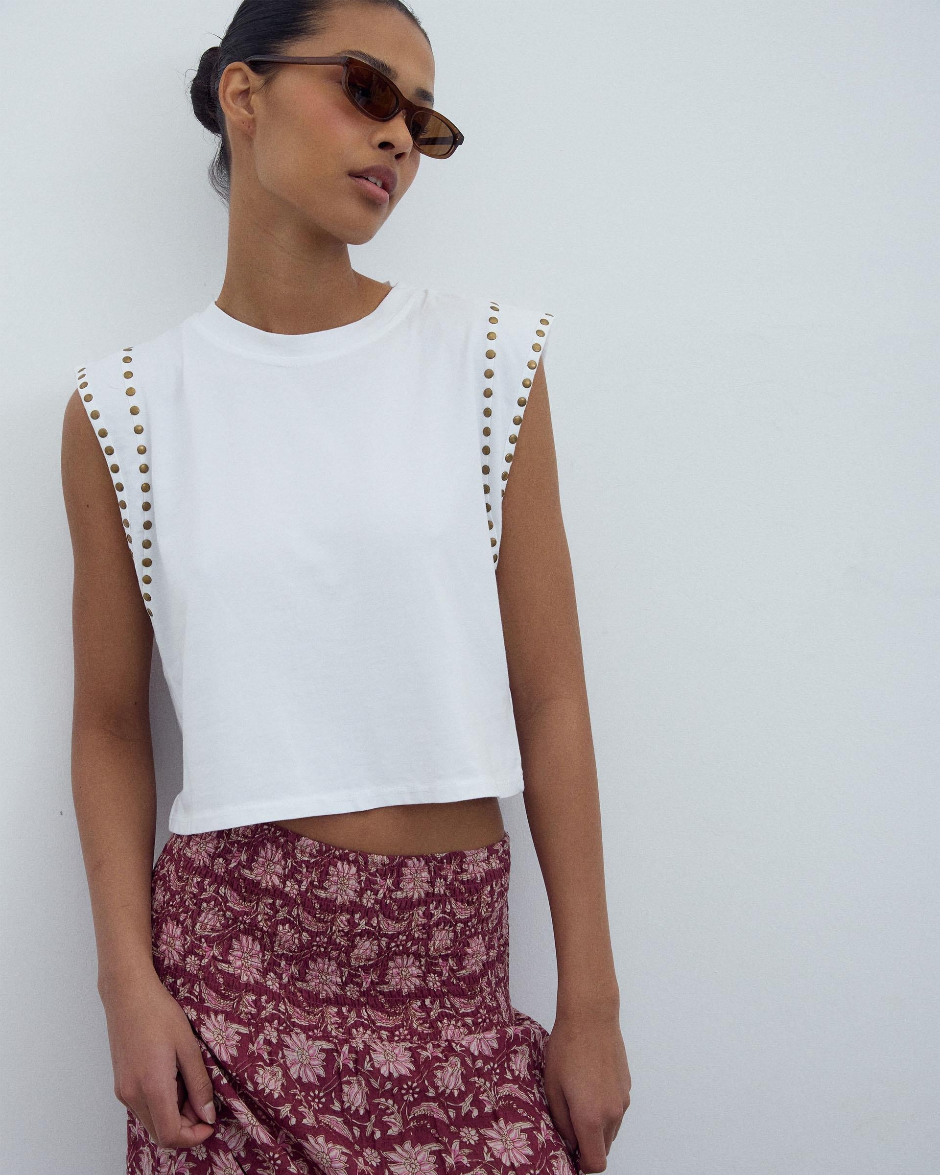 Camiseta Tachuelas Mangas Blanco