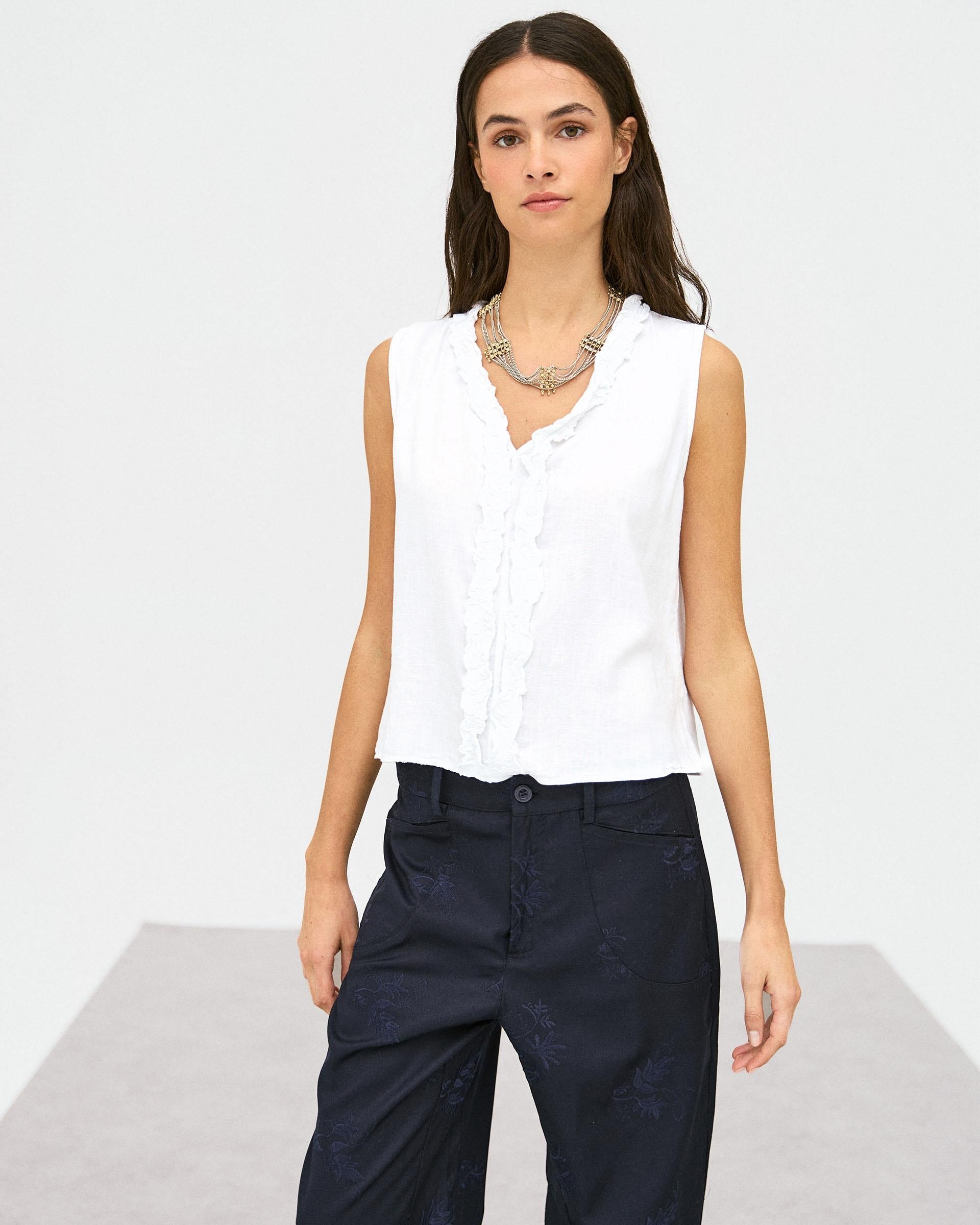 Top Escote Pico Volantes Con Lino Blanco