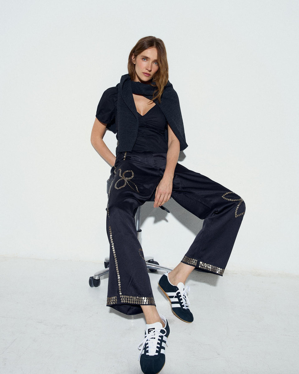 Pantalón Satinado Lentejuelas Negro