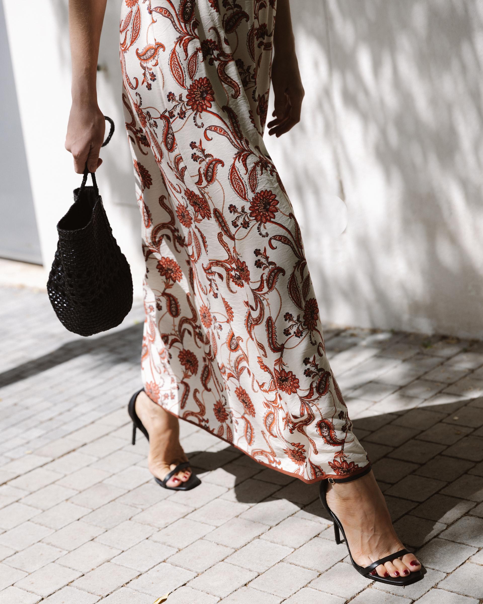Vestido Sin Mangas Estampado Floral Crudo