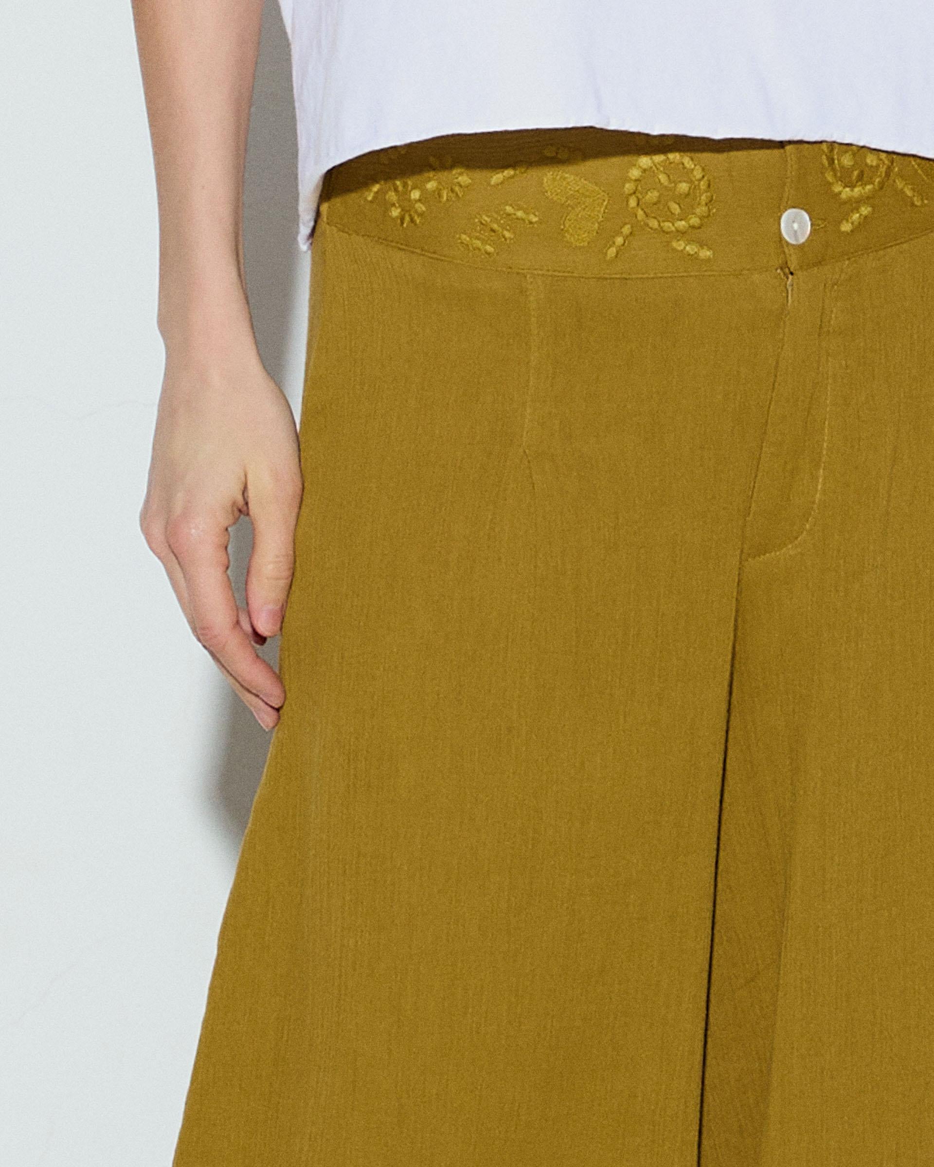 Pantalón Bordados Cinturilla Mostaza