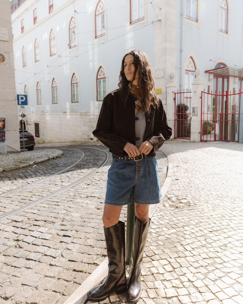 Bermudas Pinzas Azul Oscuro