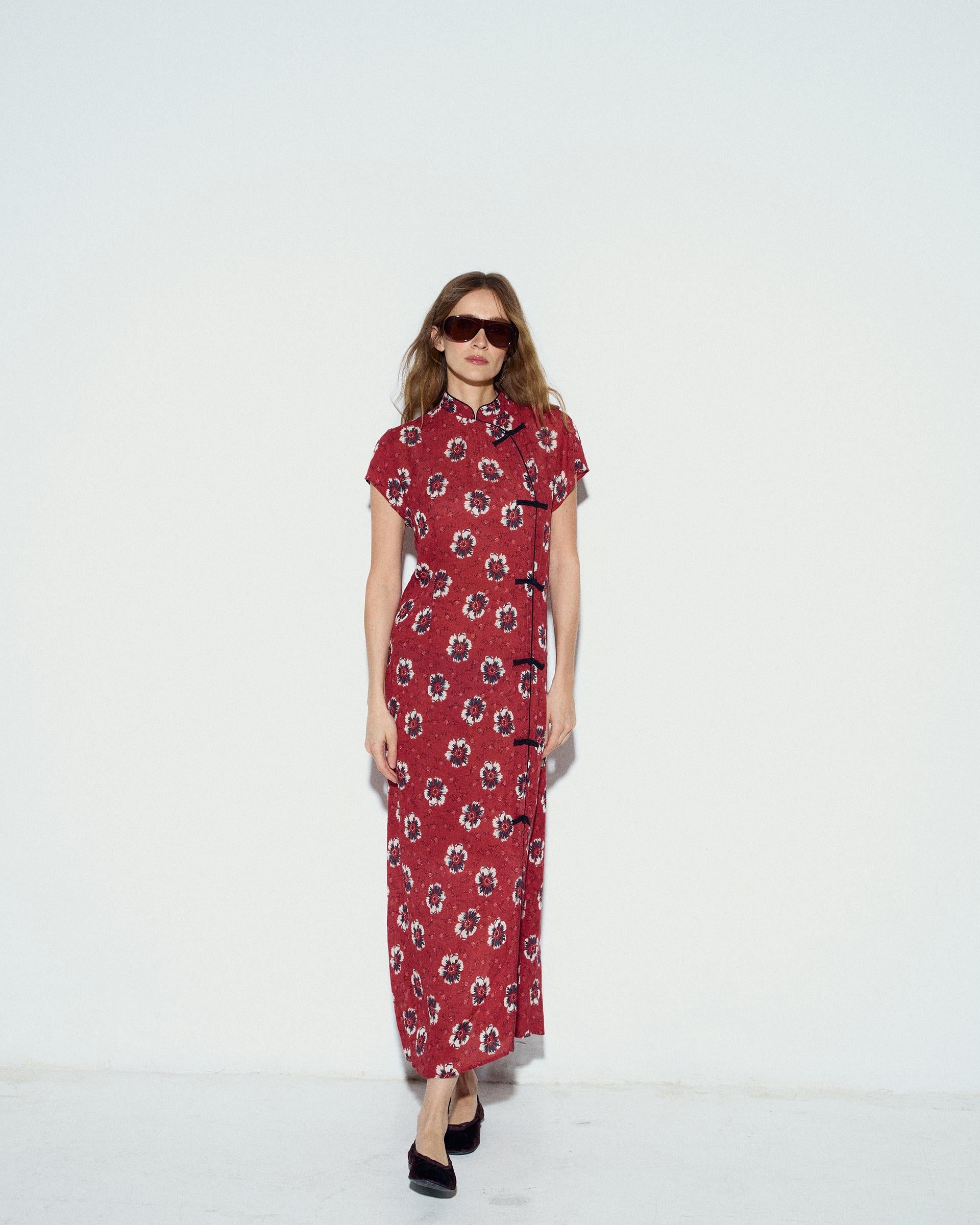 Vestido Alamares Estampado Floral Coral