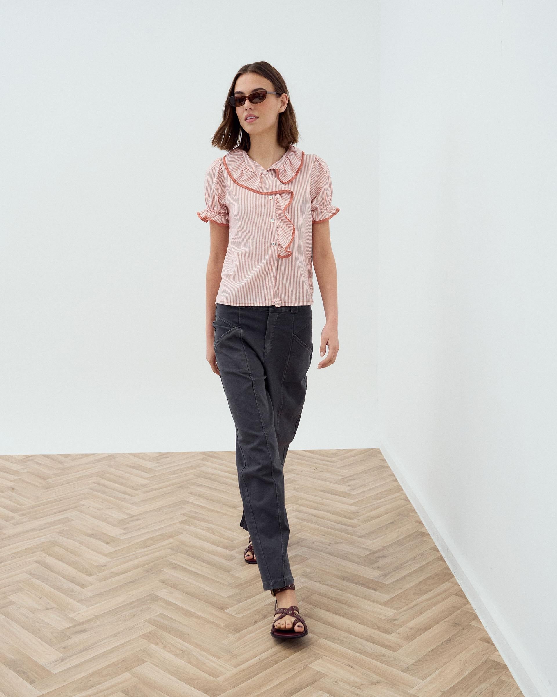 Camisa Volante Lateral Ribete Naranja
