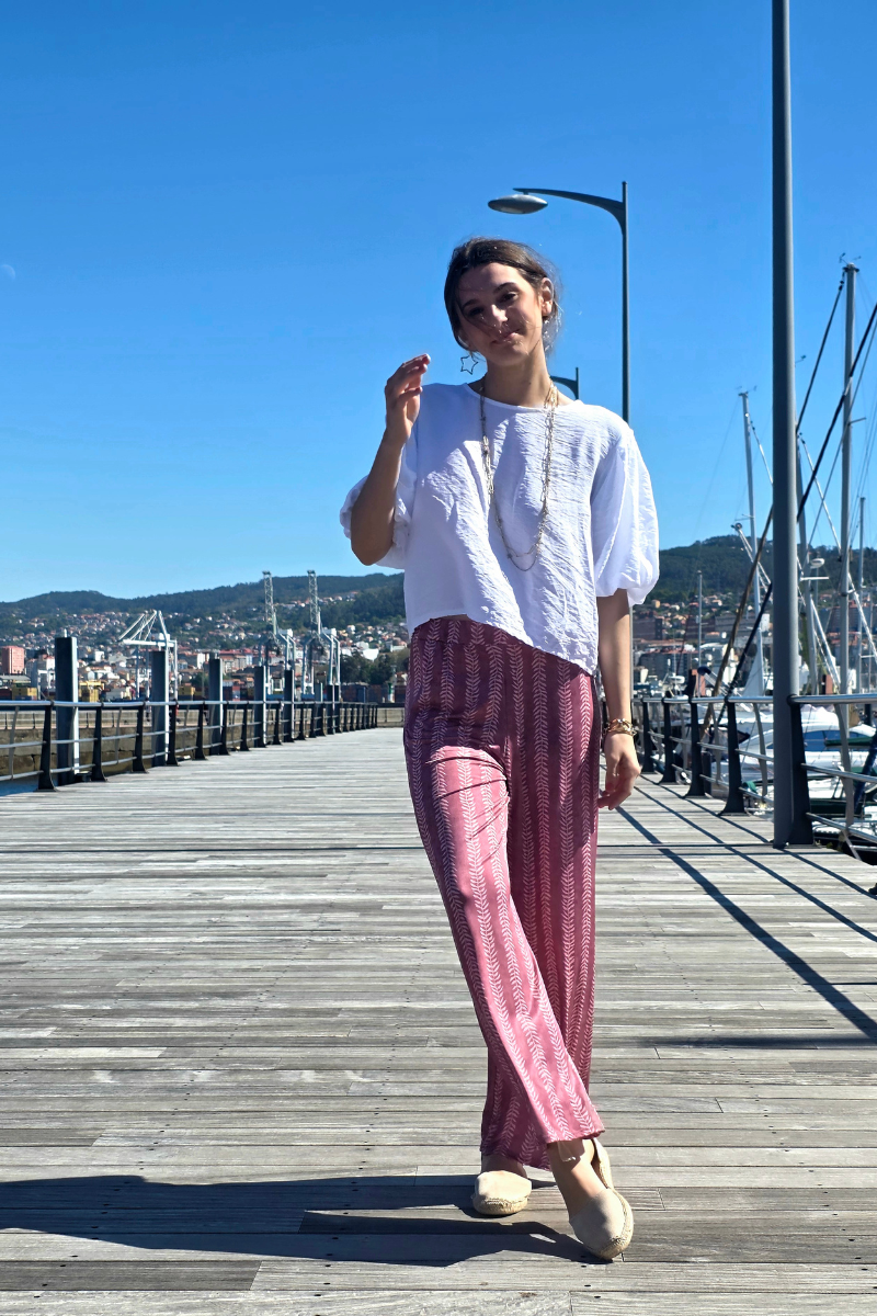 Pantalón Elástico Estampado Hojas Frambuesa