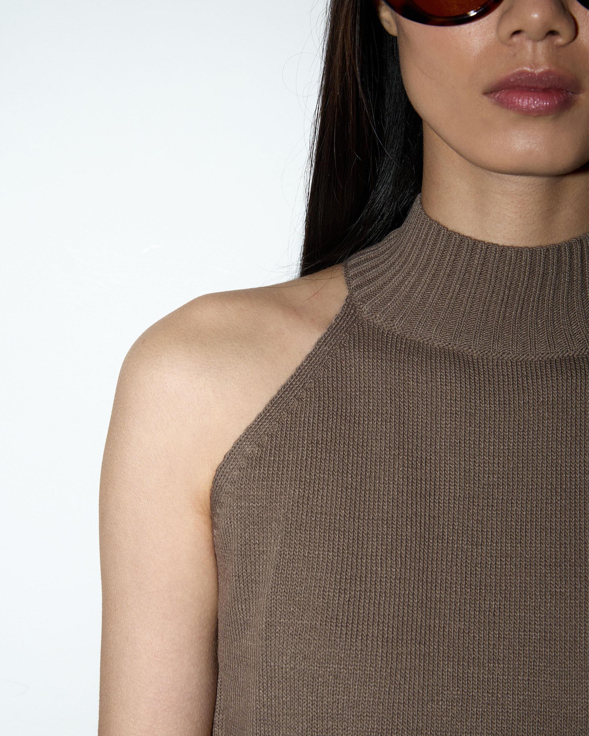 Top Halter Punto Taupe