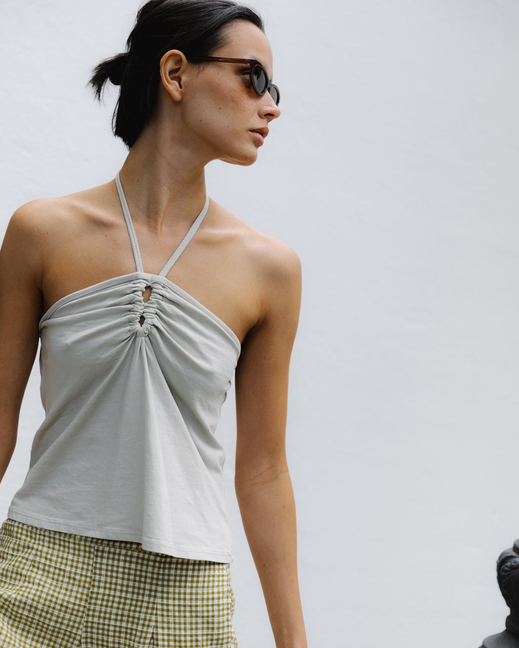 Camiseta Halter Fruncido Delantero Beige