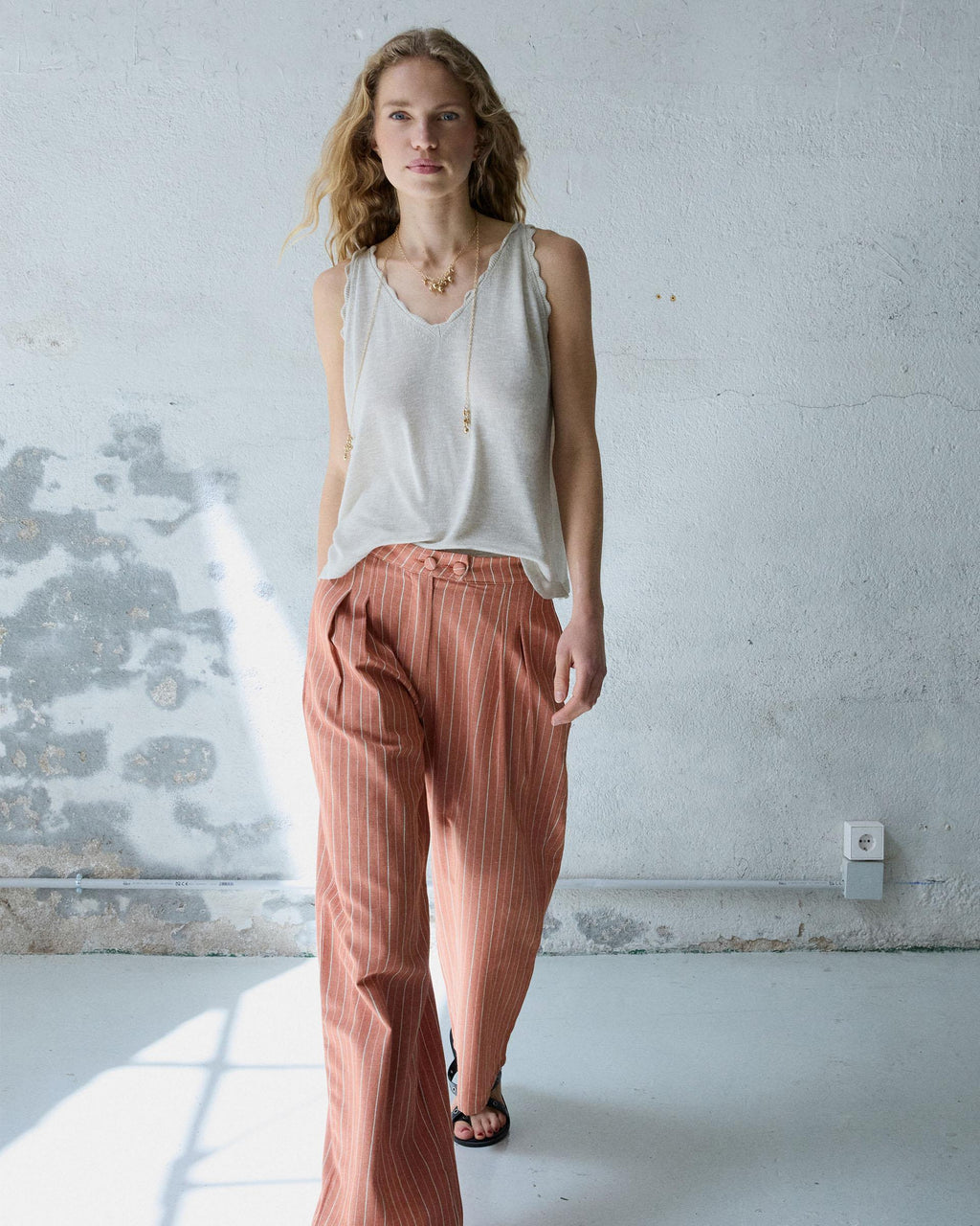 Pantalón Wide Leg Pinzas Rayas Naranja