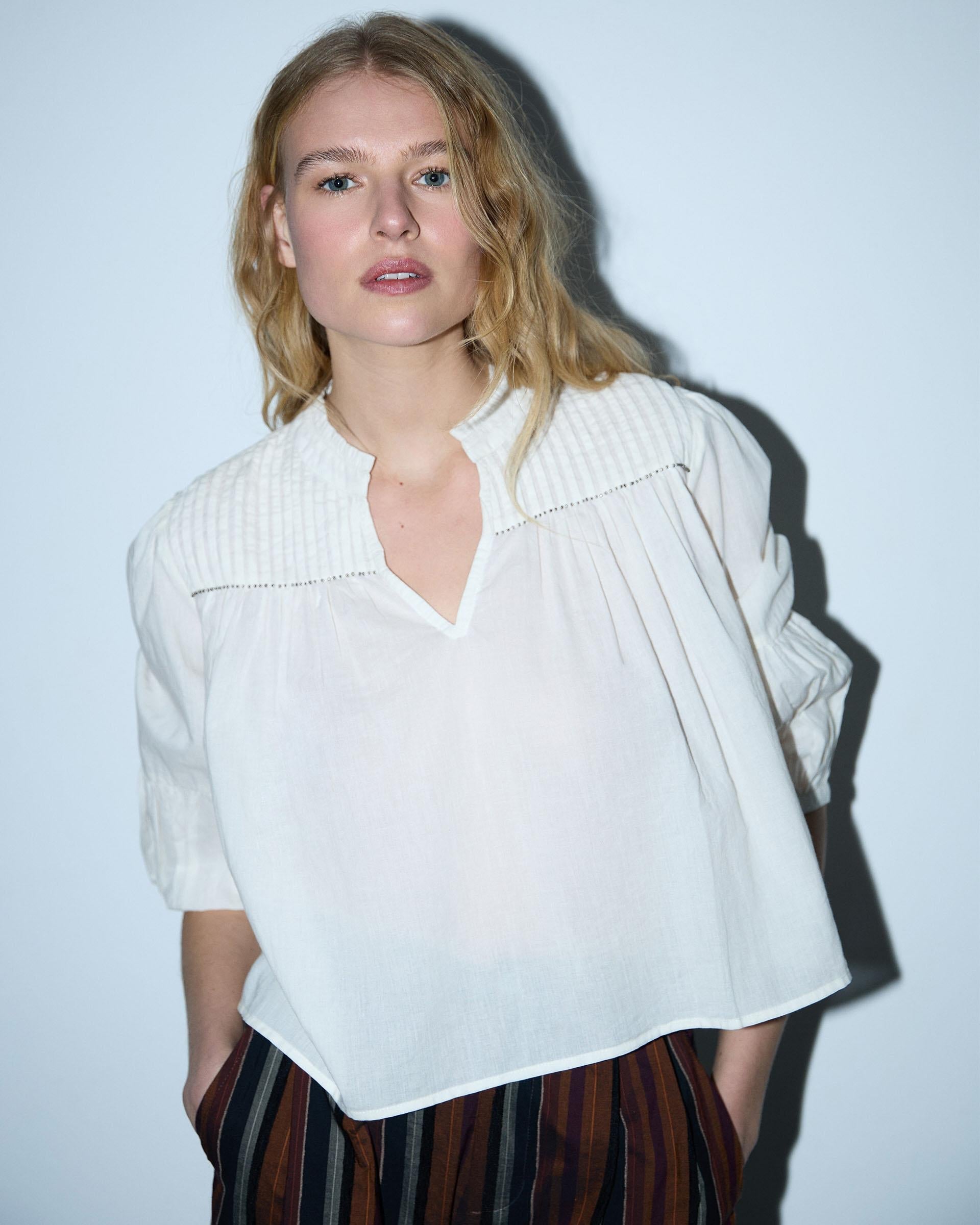 Blusa Jaretas Abalorios Blanca