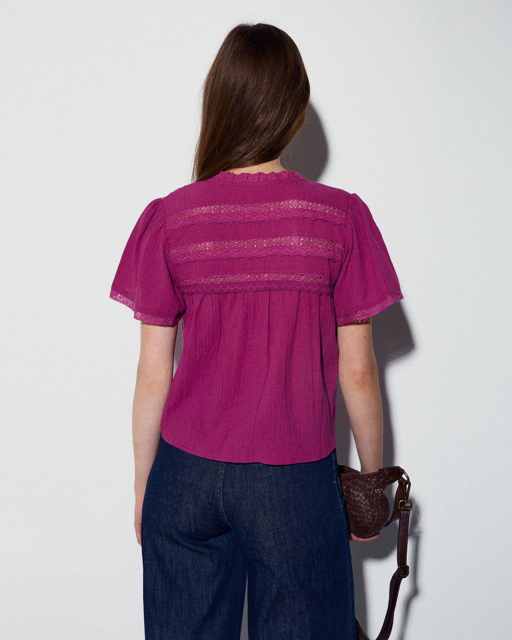 Blusa Puntillas Delanteras Botones Fucsia