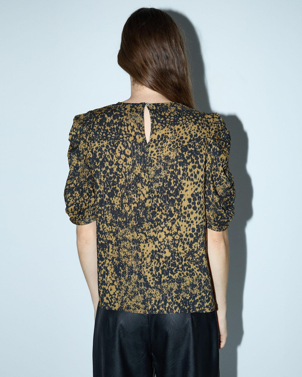 Blusa Estampado Manchas Mostaza