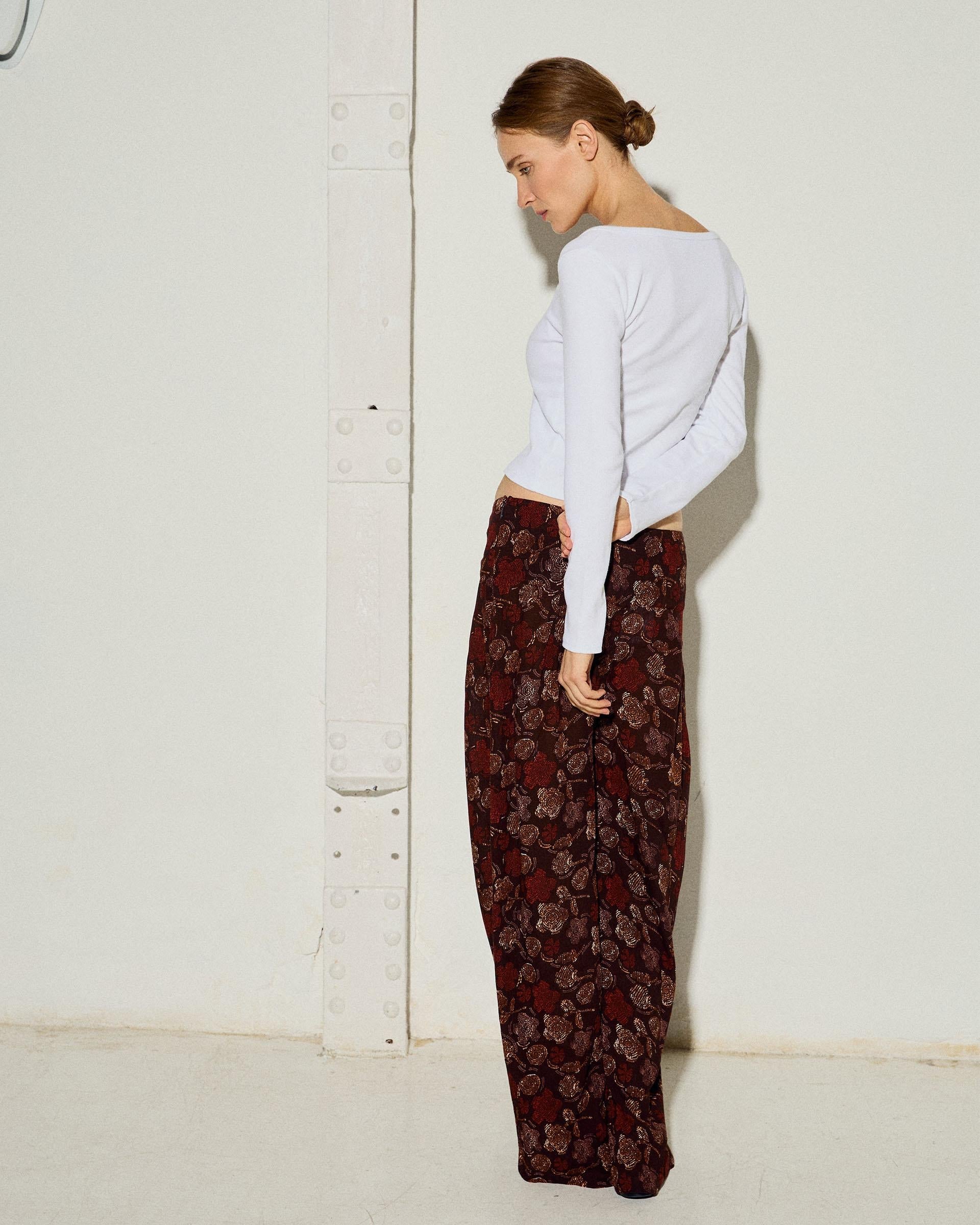 Pantalón Cinturilla Pinzas Estampado Floral Marrón