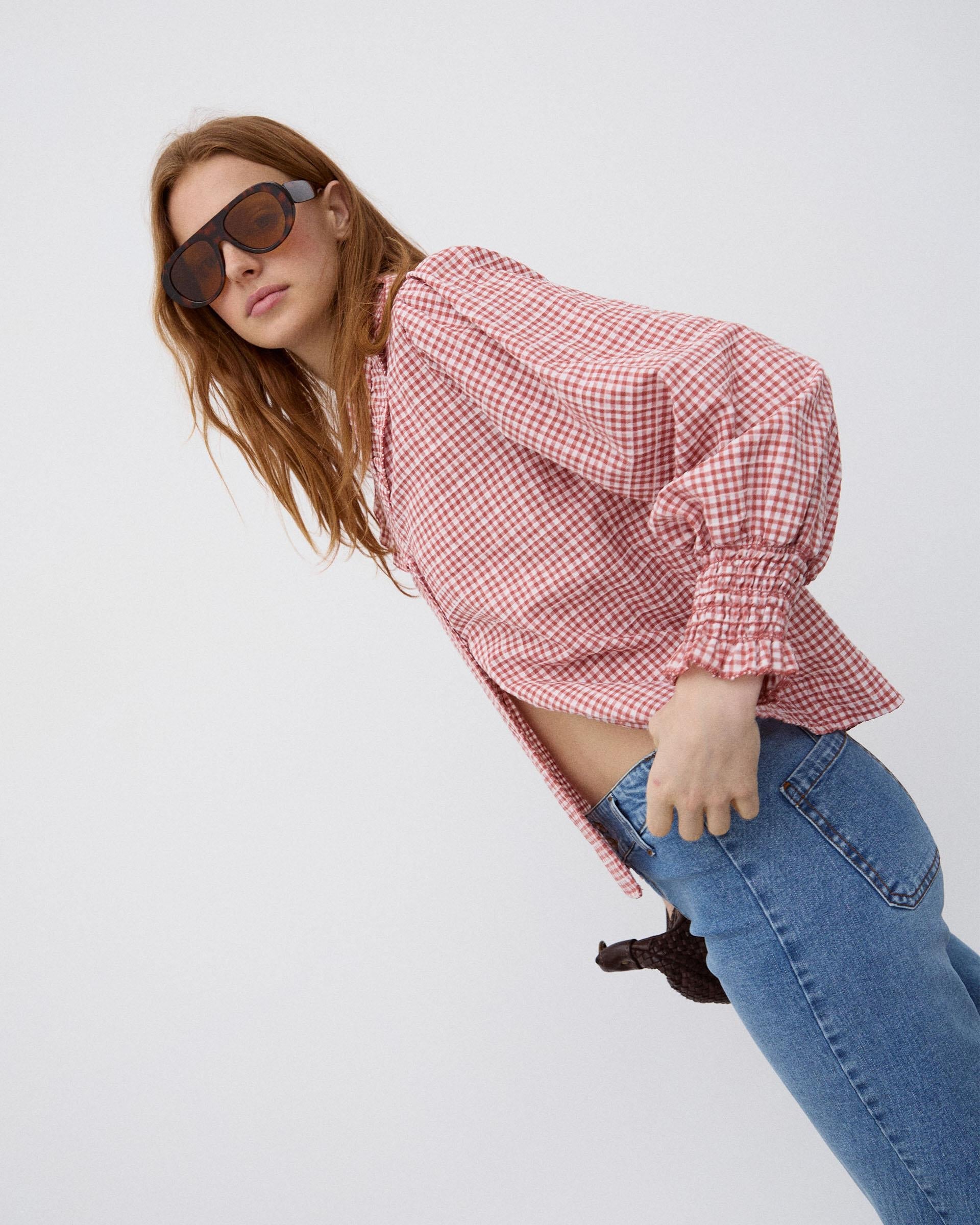 Blusa Volante Cuello Vichy Teja