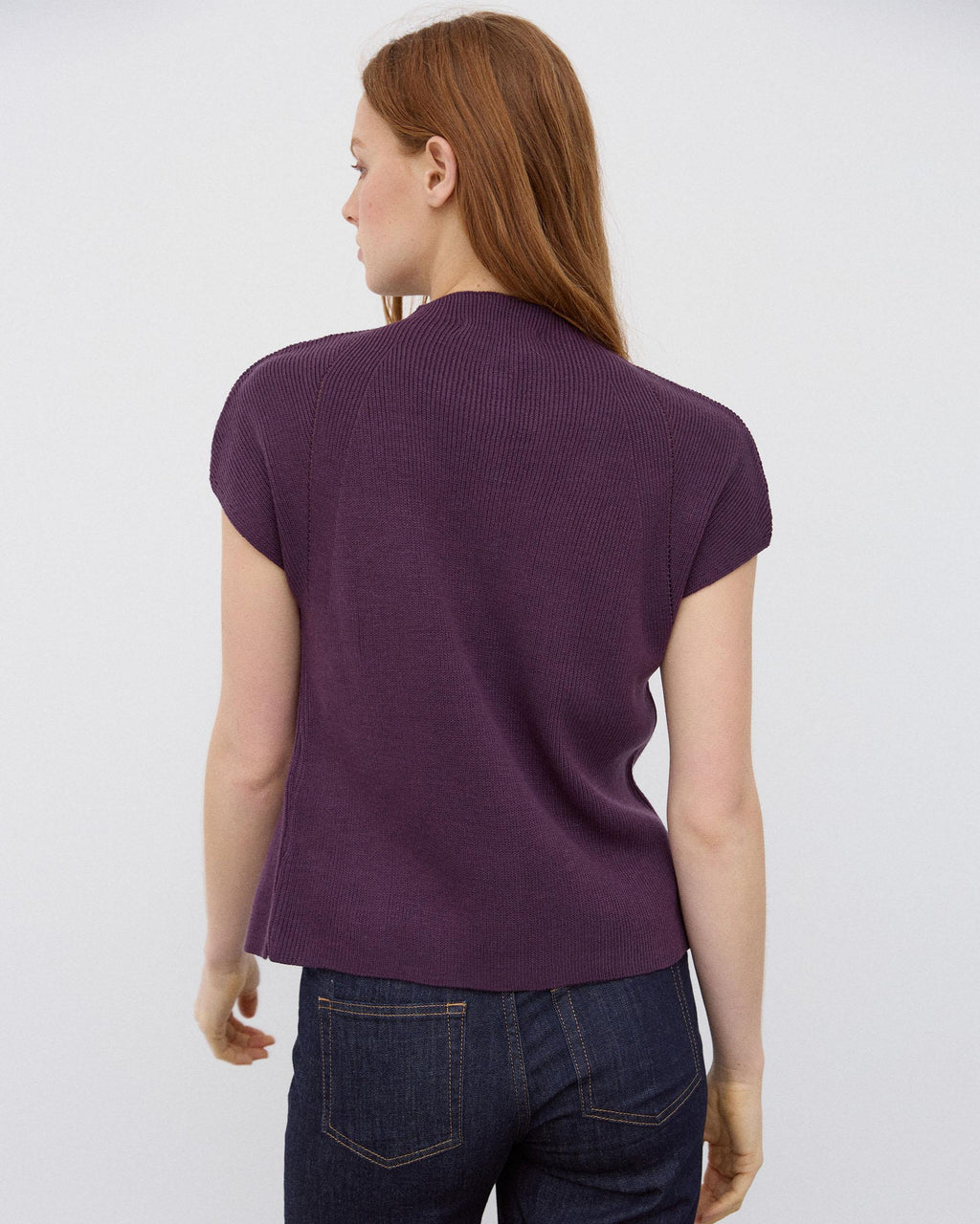 Top Botones Cuello Alto Morado