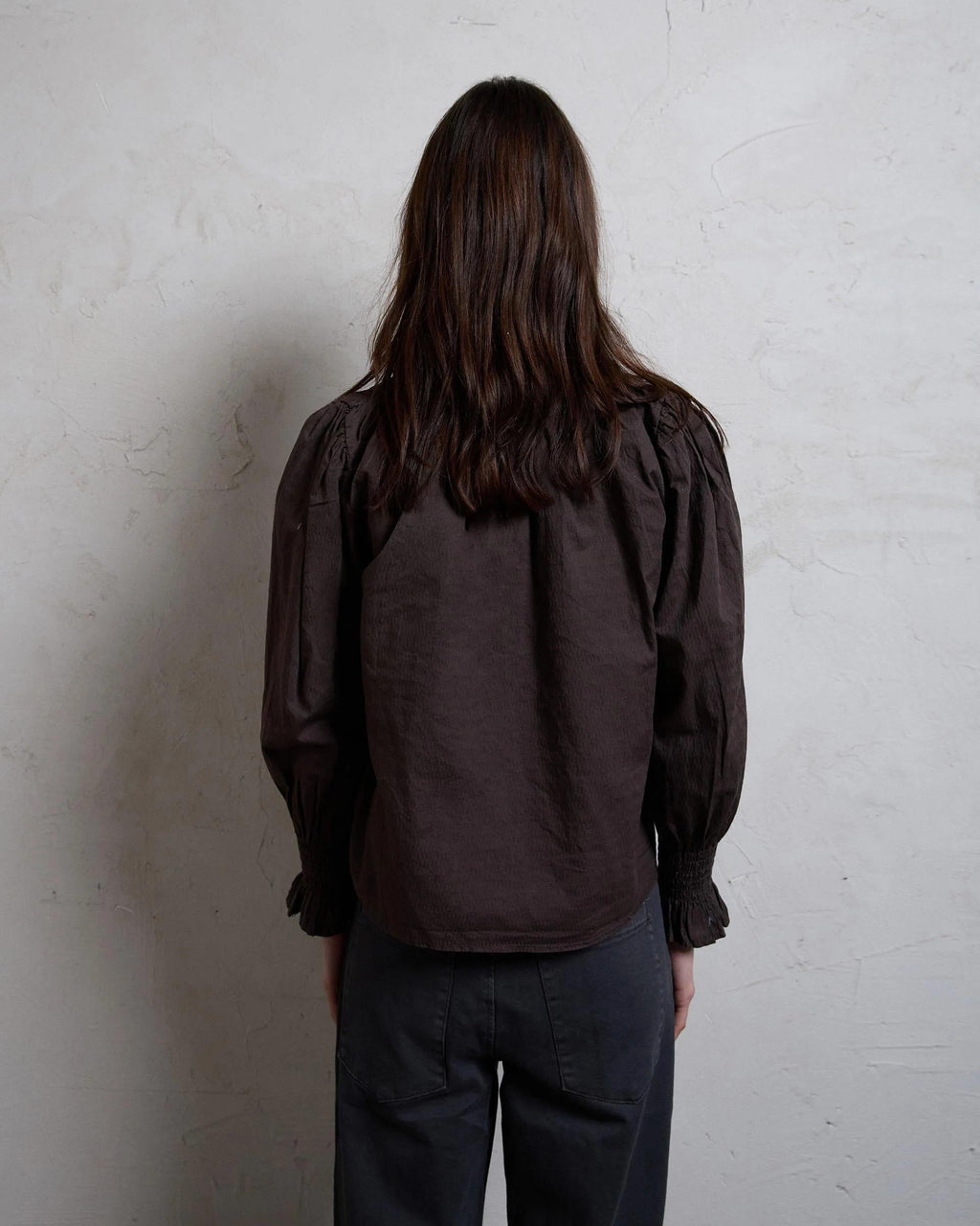 Blusa Nido De Abeja Cuello Marrón