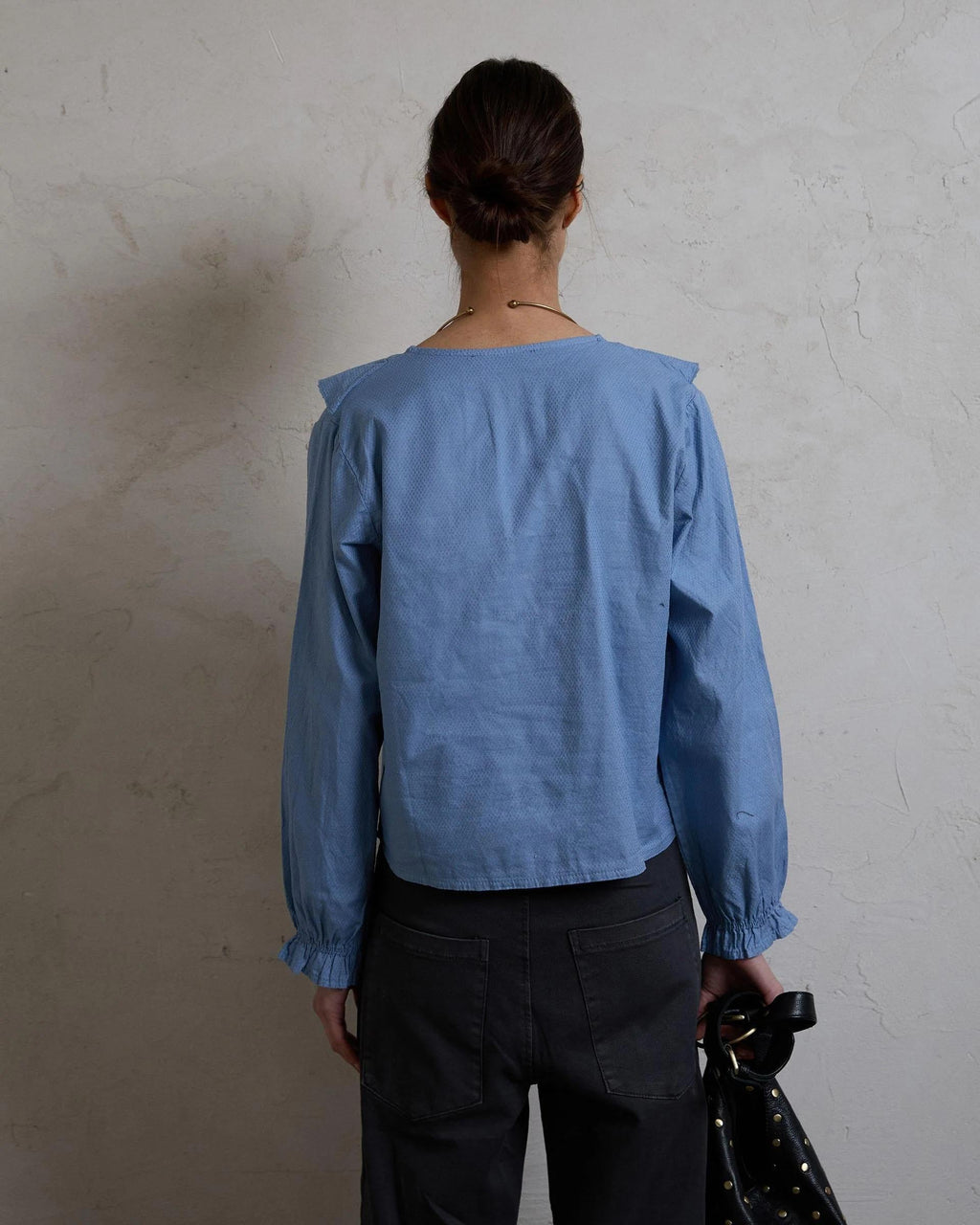 Blusa Cuello V Volantes Azul