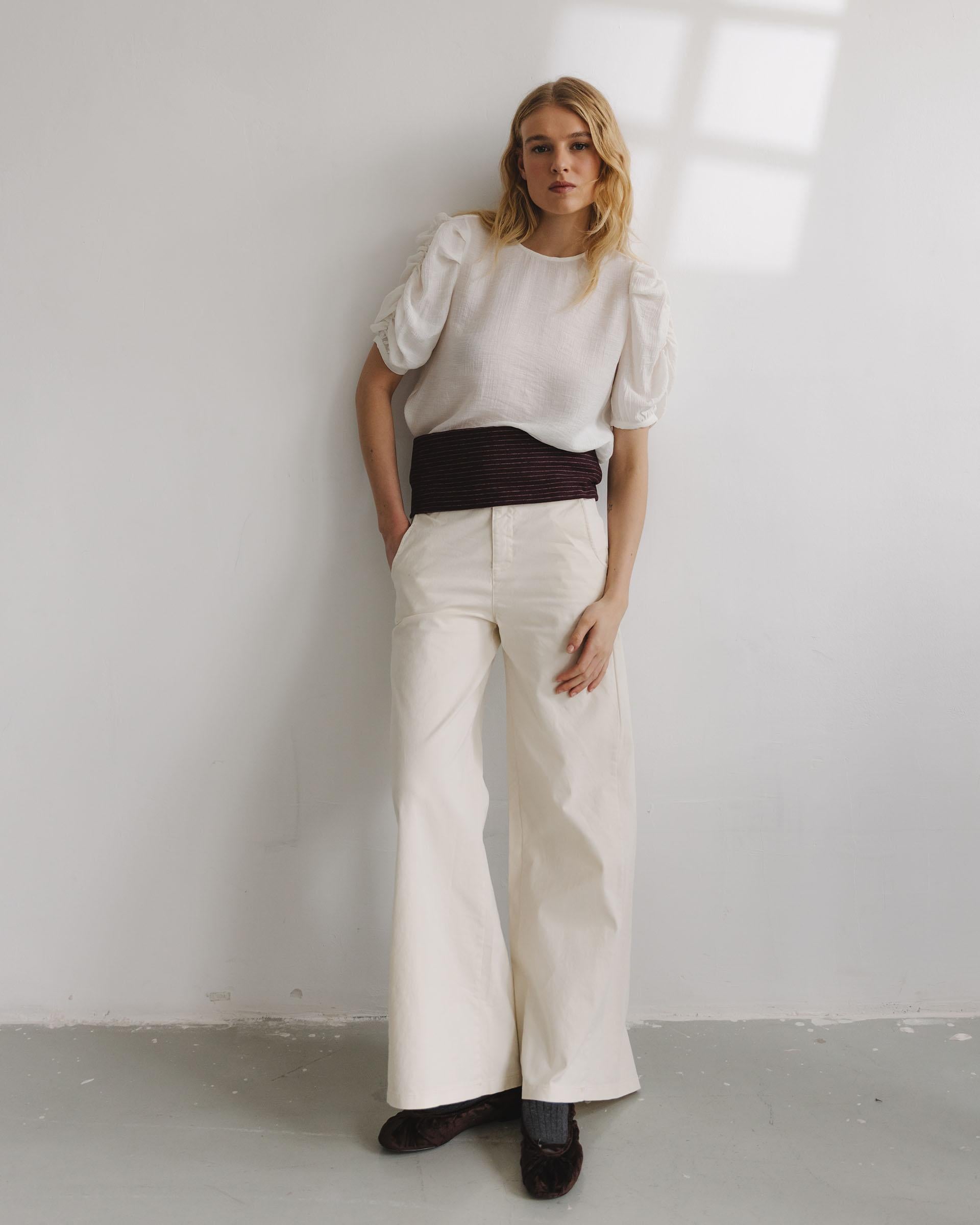 Blusa Tejido Rustico Manga Abullonada Blanca