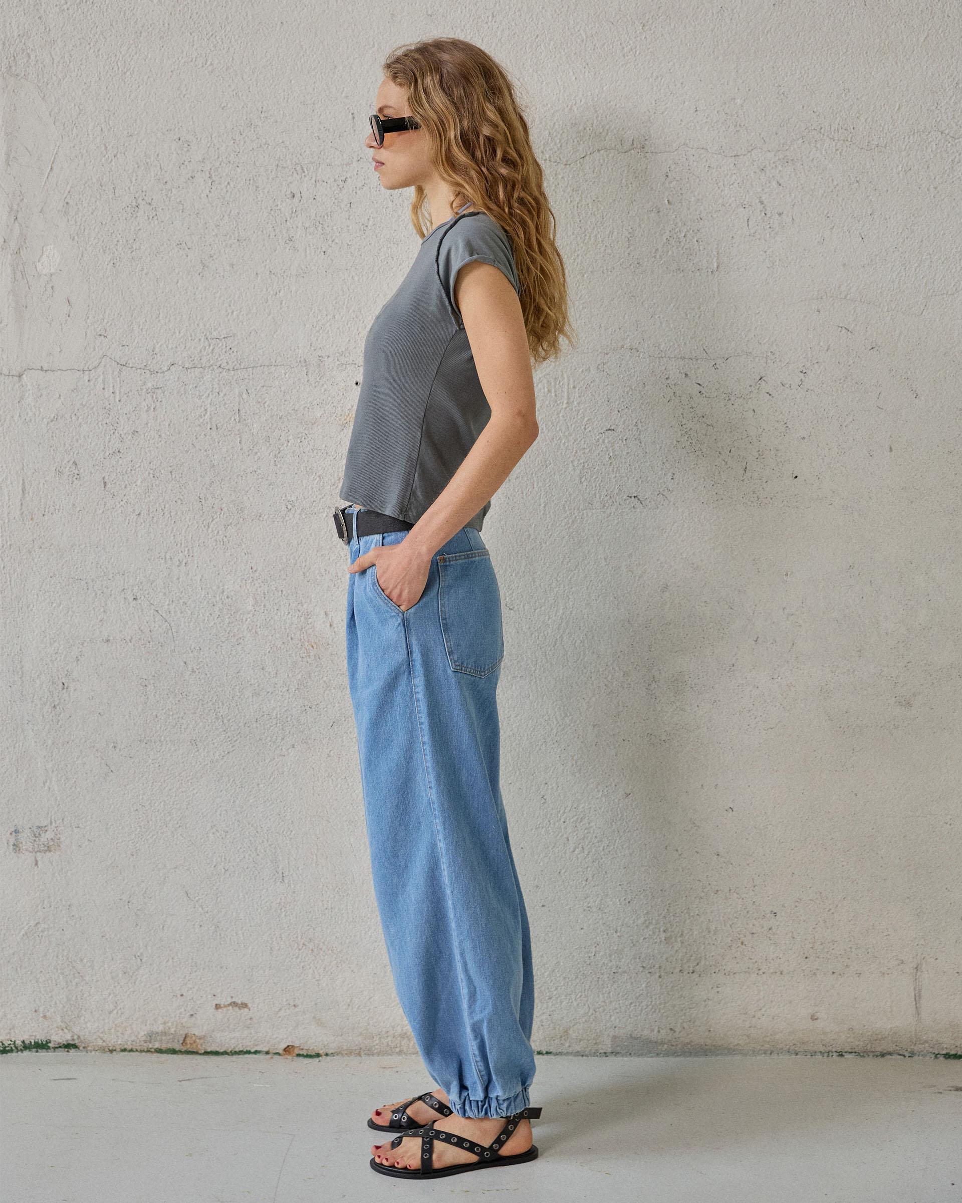 Jeans Bombacho Pinzas Azul