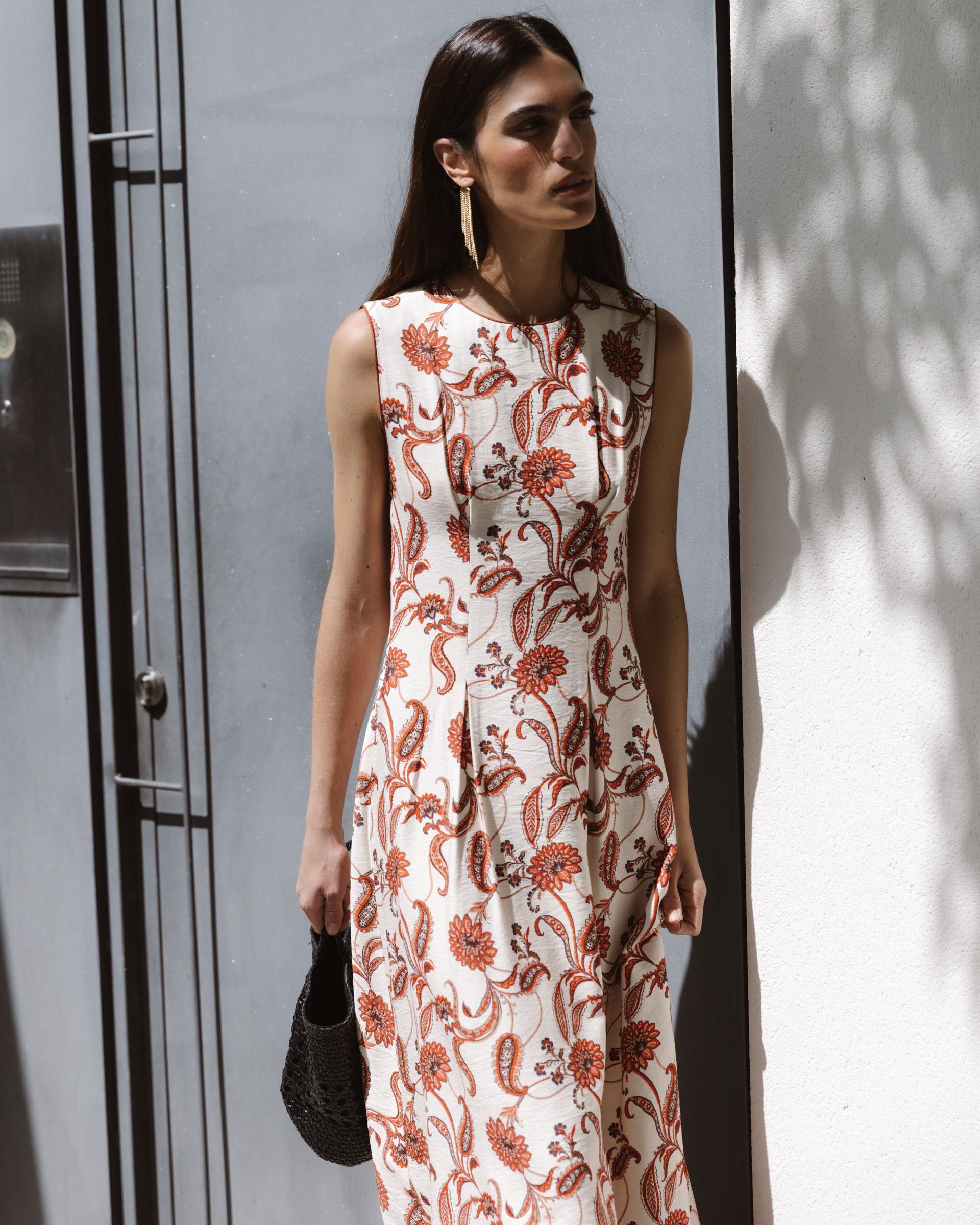 Vestido Sin Mangas Estampado Floral Crudo
