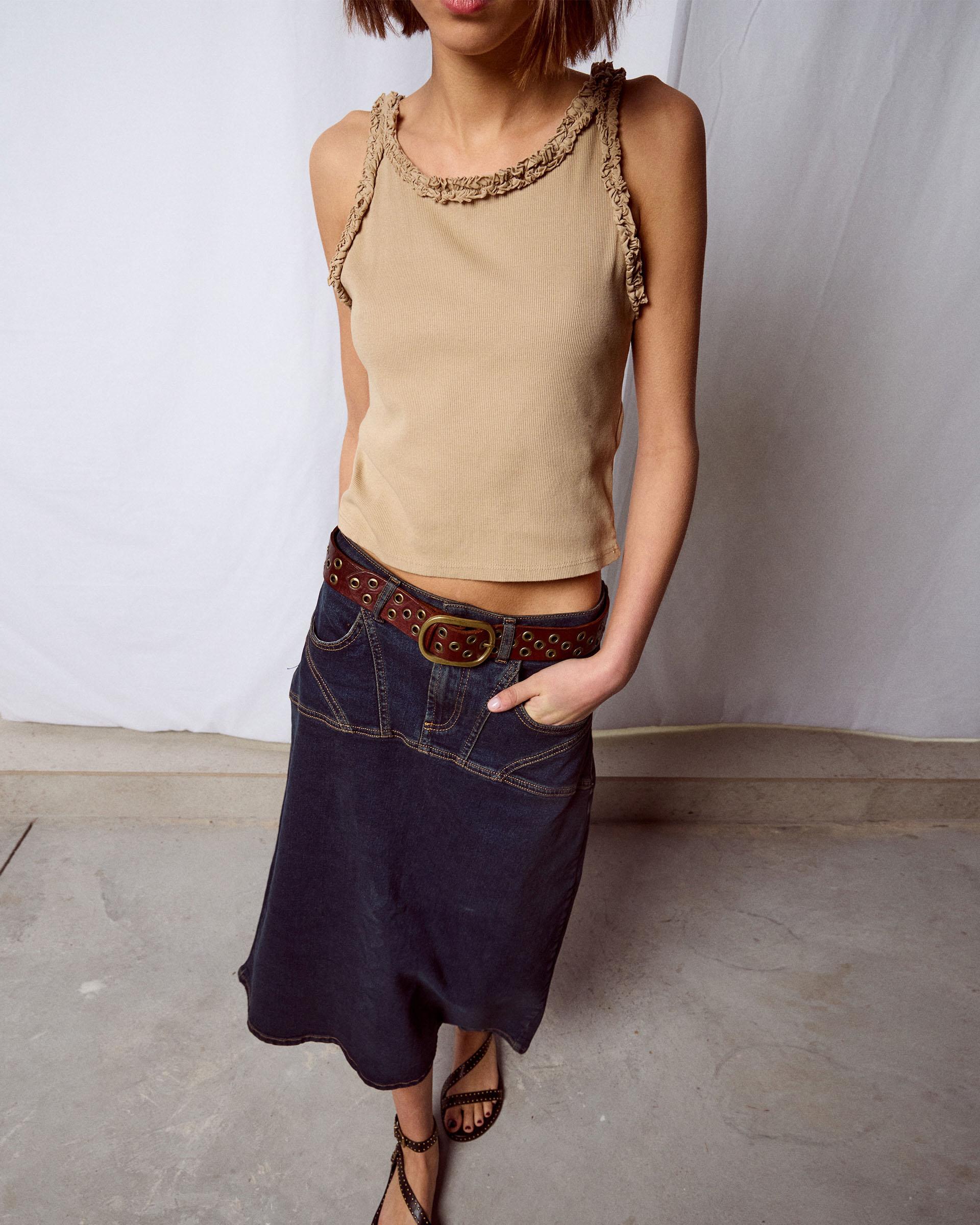 Falda Denim Costuras Azul Oscuro