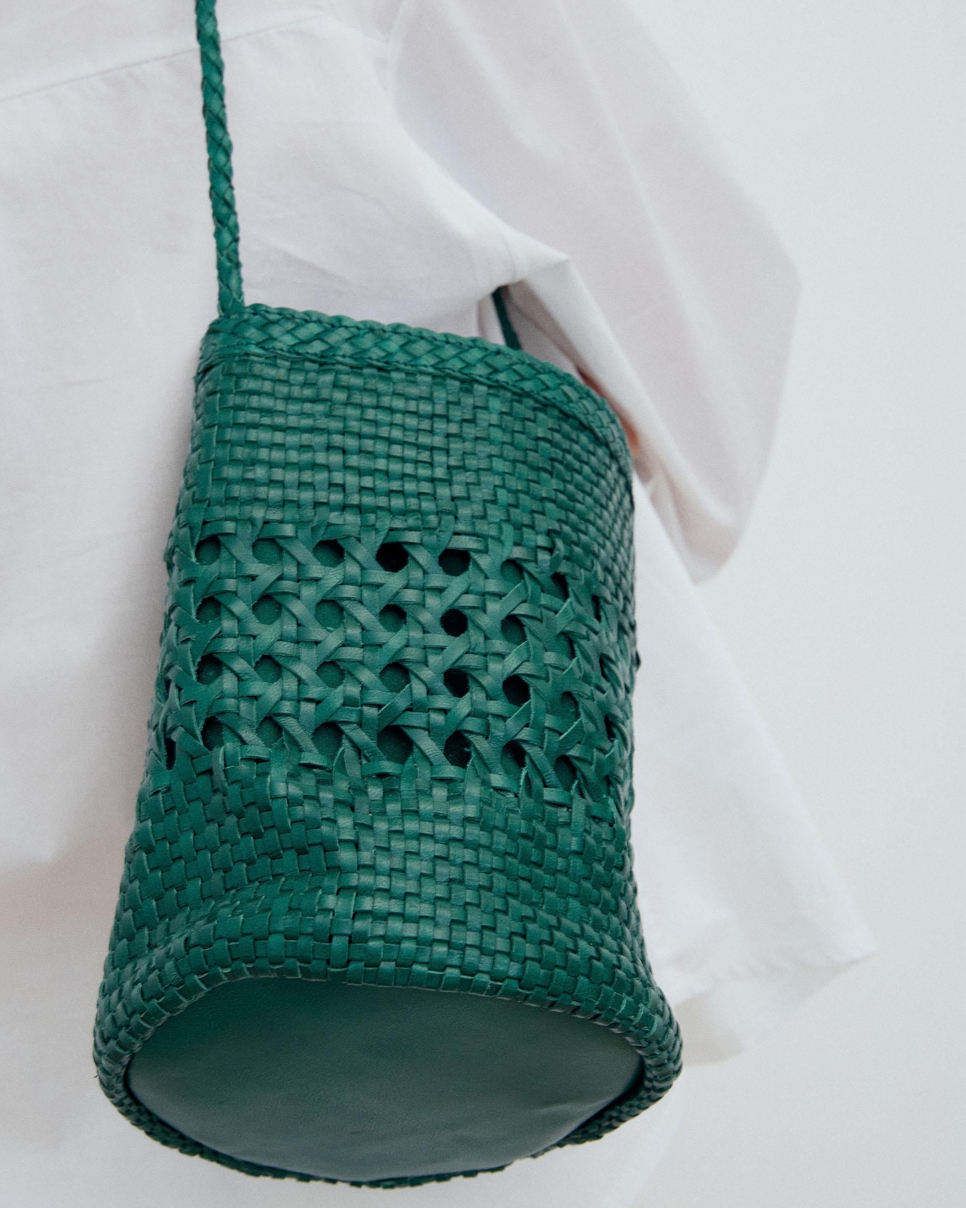 Bolso Bucket Piel Trenzada Verde