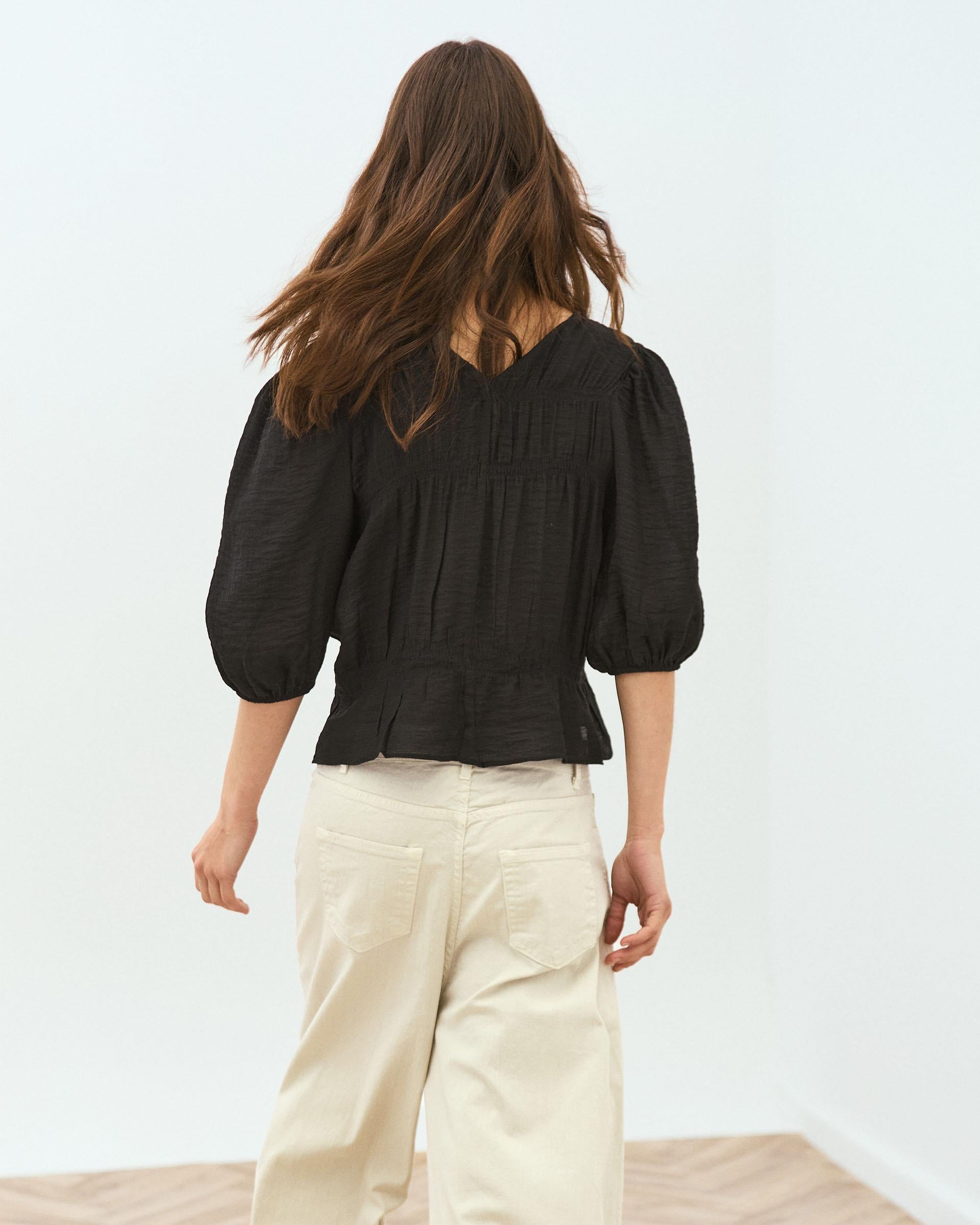 Blusa Gomas Manga Francesa Negro