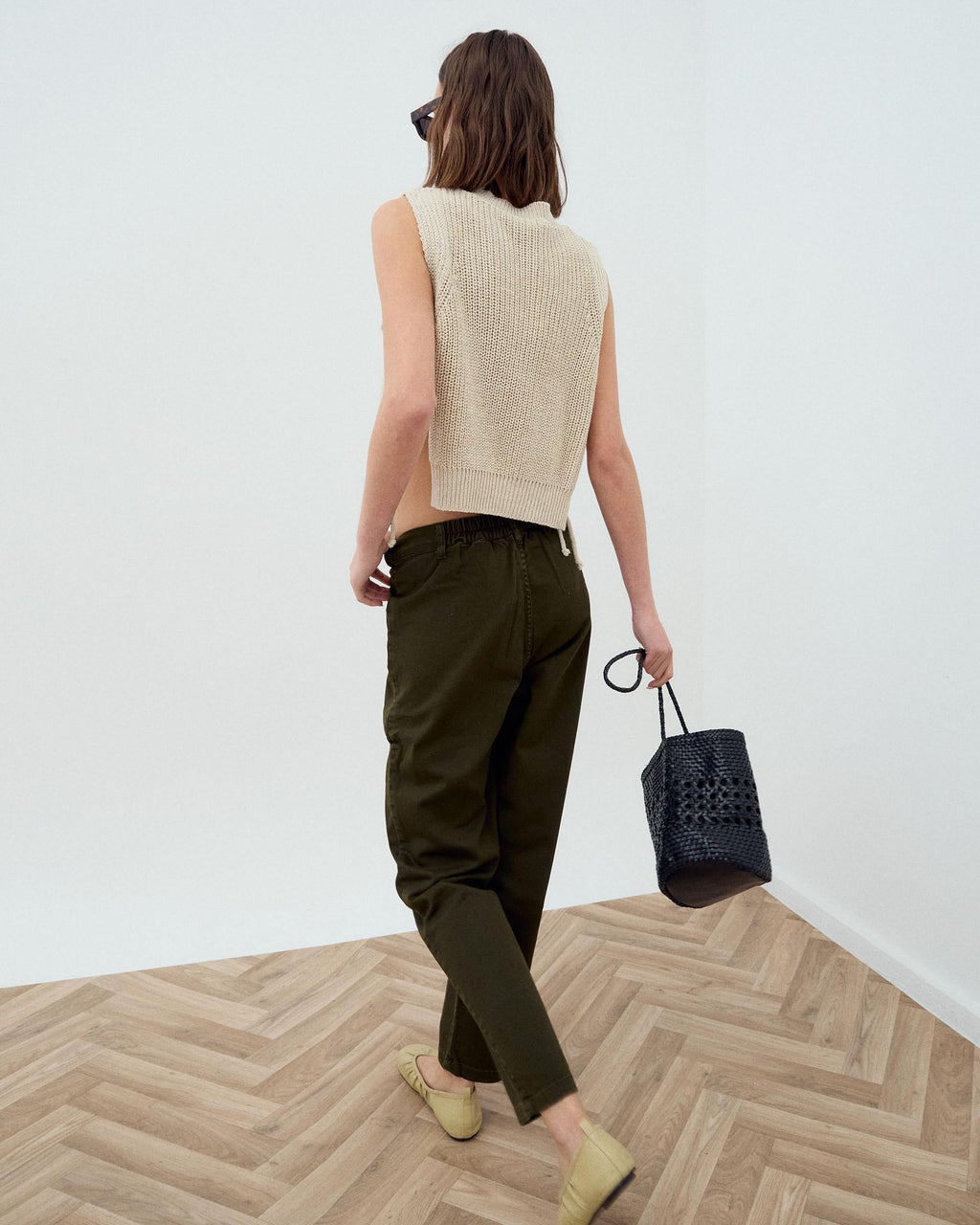 Top Punto Lazadas Laterales Beige