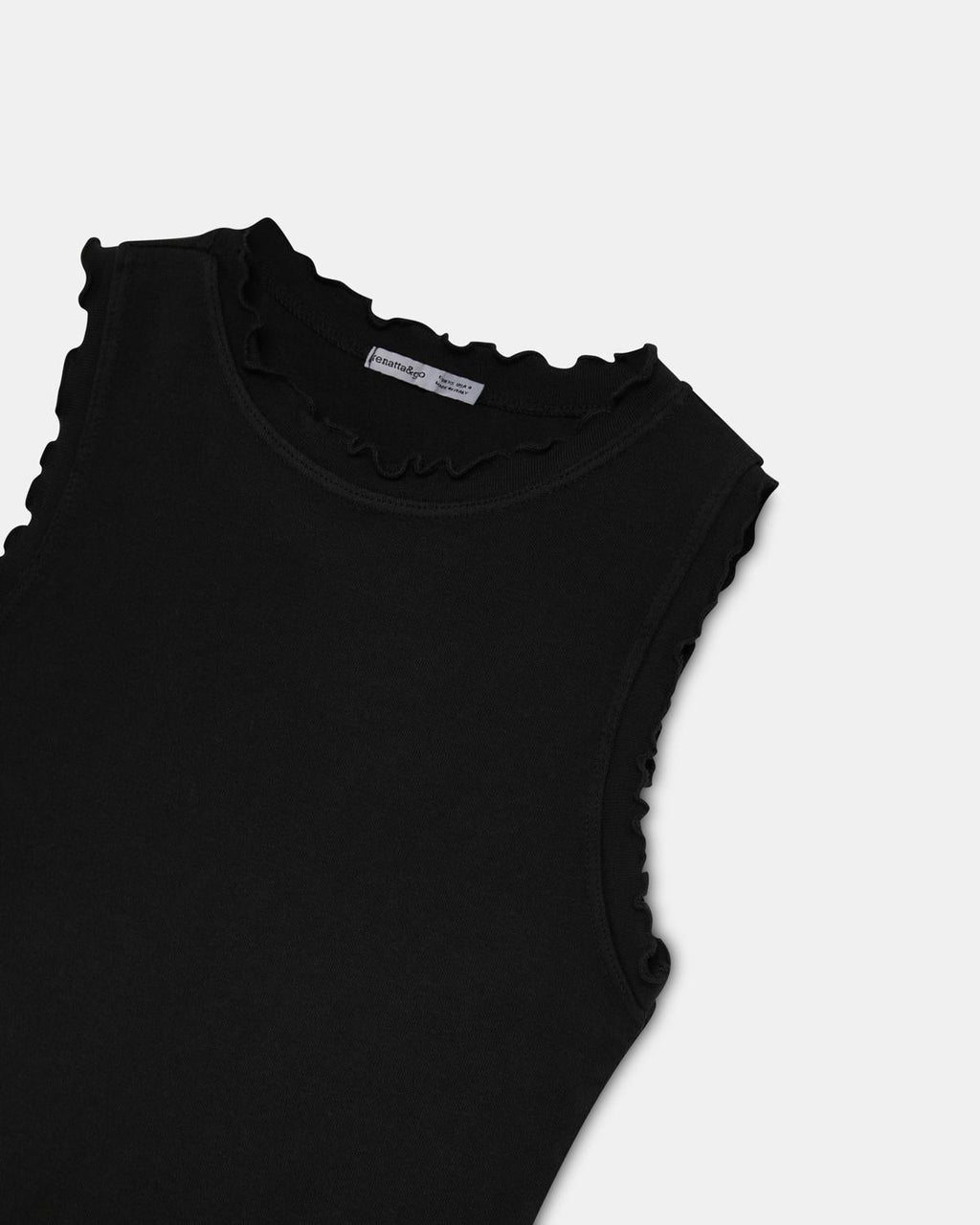 Camiseta Ribetes Ondulados Negro