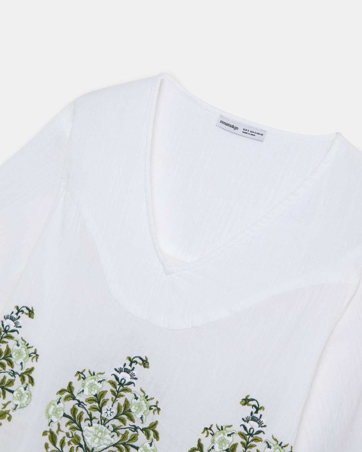 Blusa Canesú Pico Bordados Florales Blanca