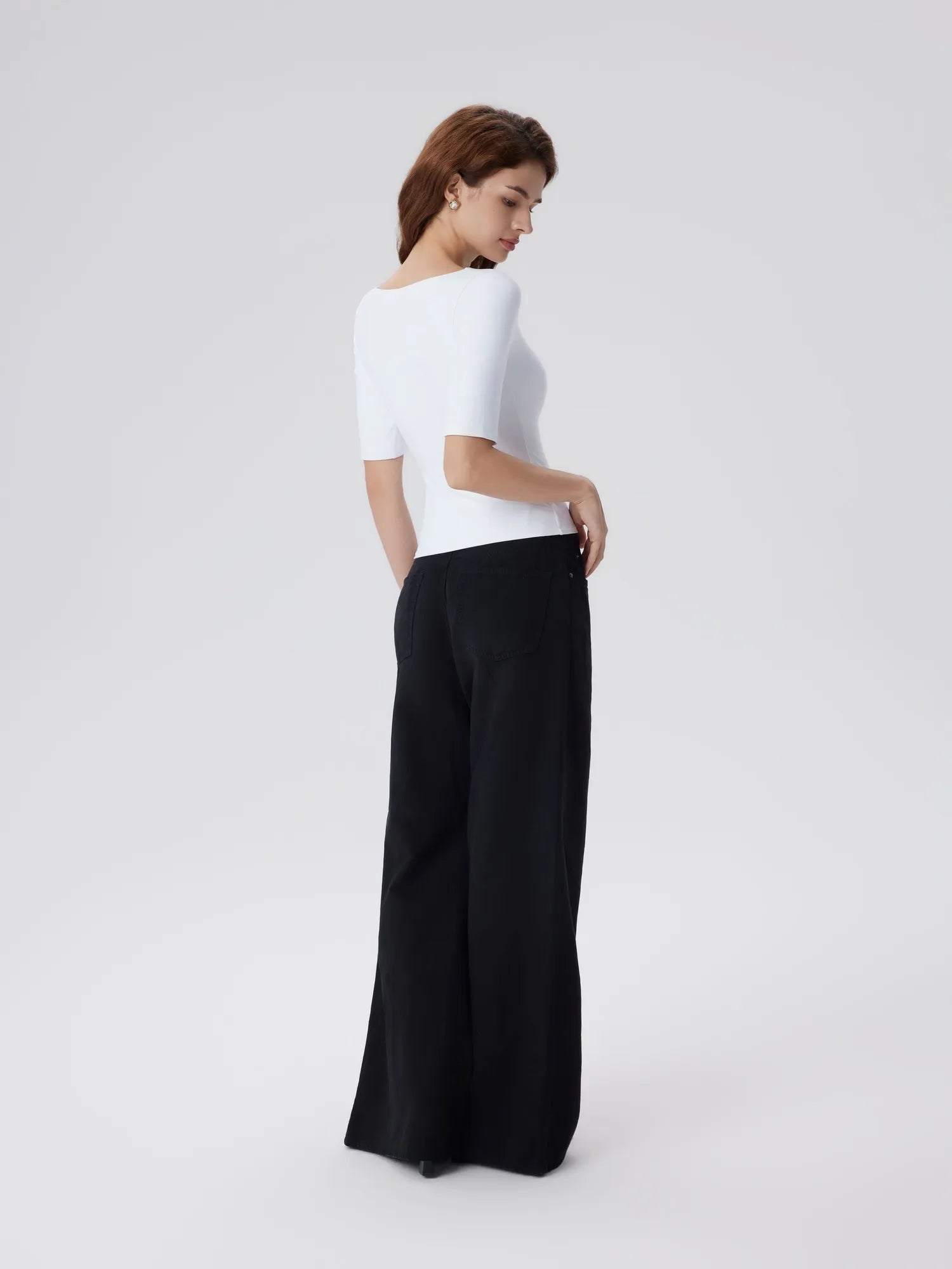 Tight Fitted Half Sleeve Boat Neck Shirt