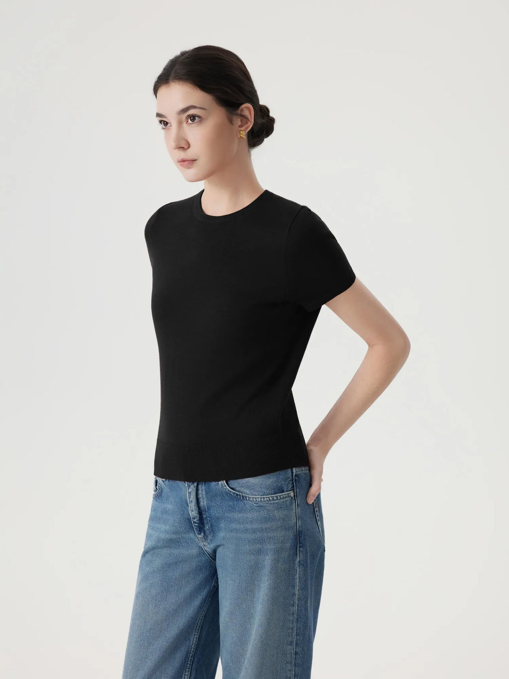 Cashmere Silk Blend Crew Neck Spring Sweater - Short Sleeve