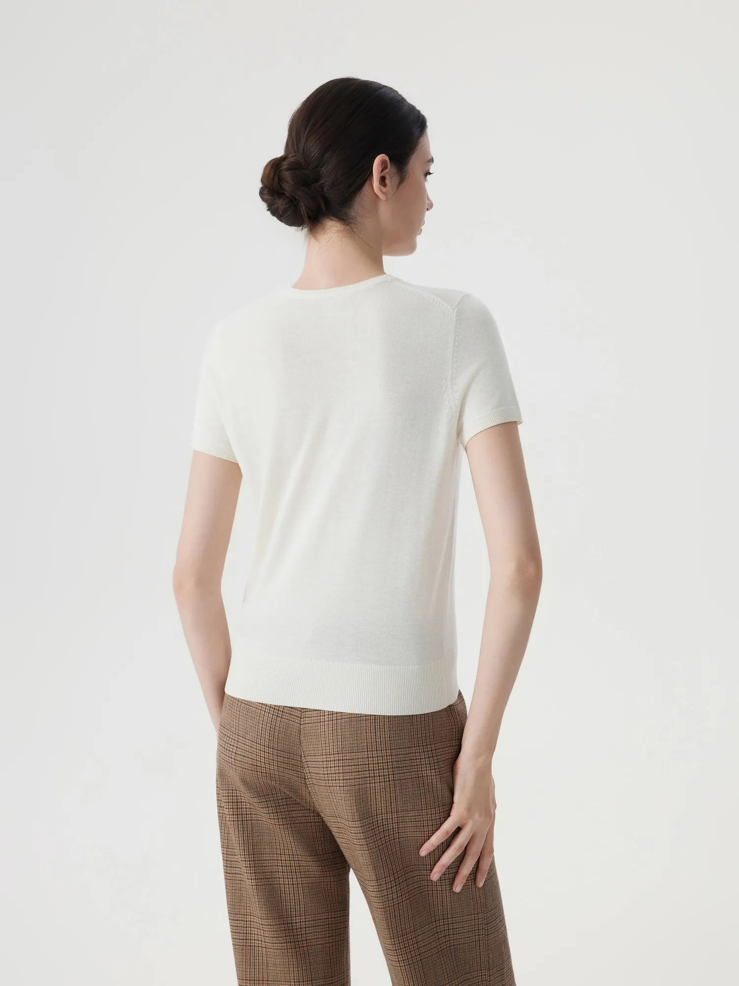 Cashmere Silk Blend Crew Neck Spring Sweater - Short Sleeve