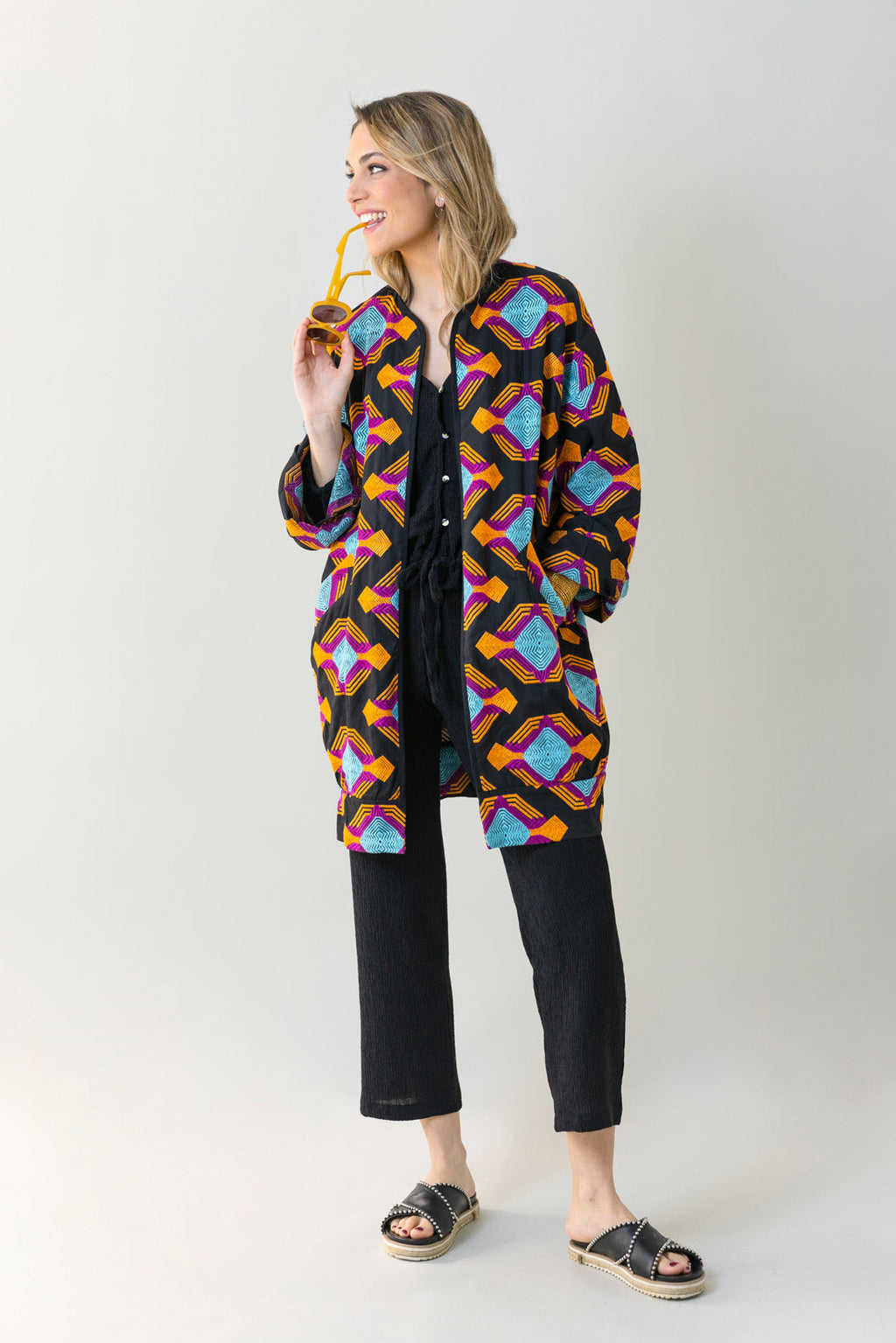 PANTALON EFECTO ARRUGADO NEGRO