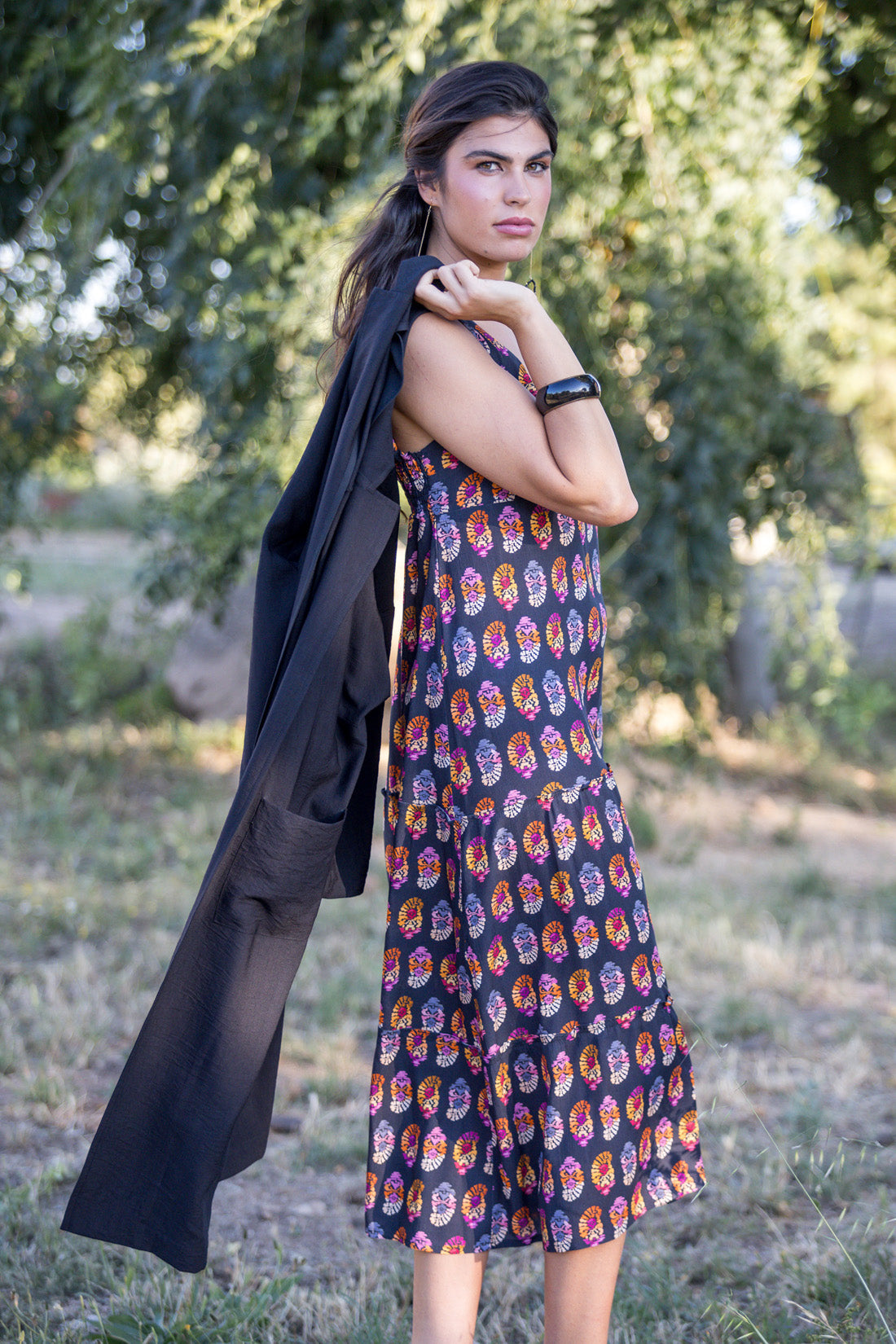 VESTIDO VIC ROSETONES