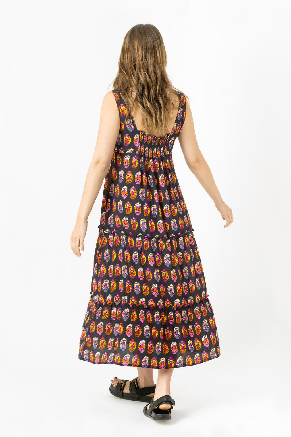 VESTIDO VIC ROSETONES