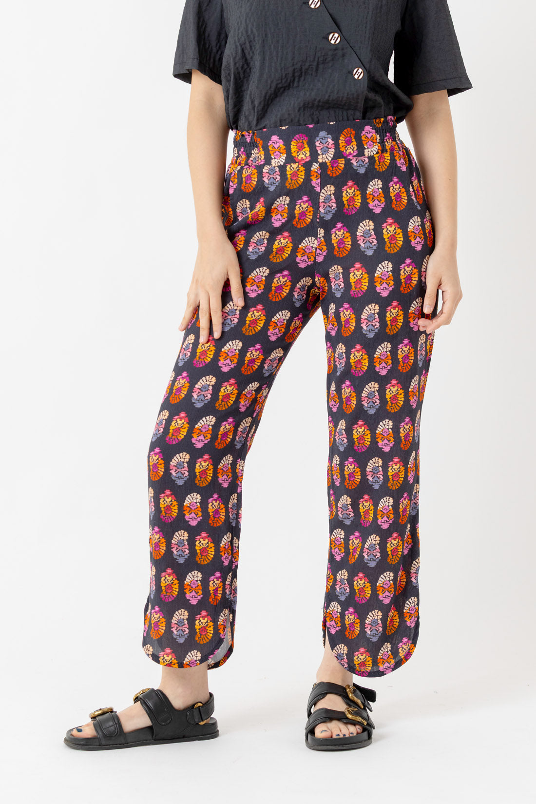 PANTALON ROSETONES