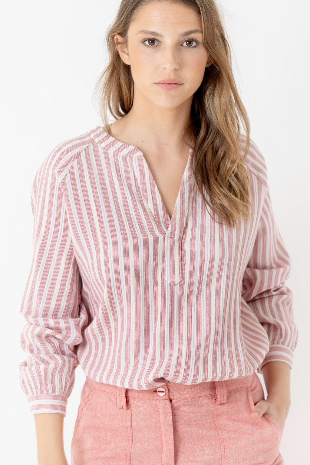 CAMISA RAYAS ROJAS