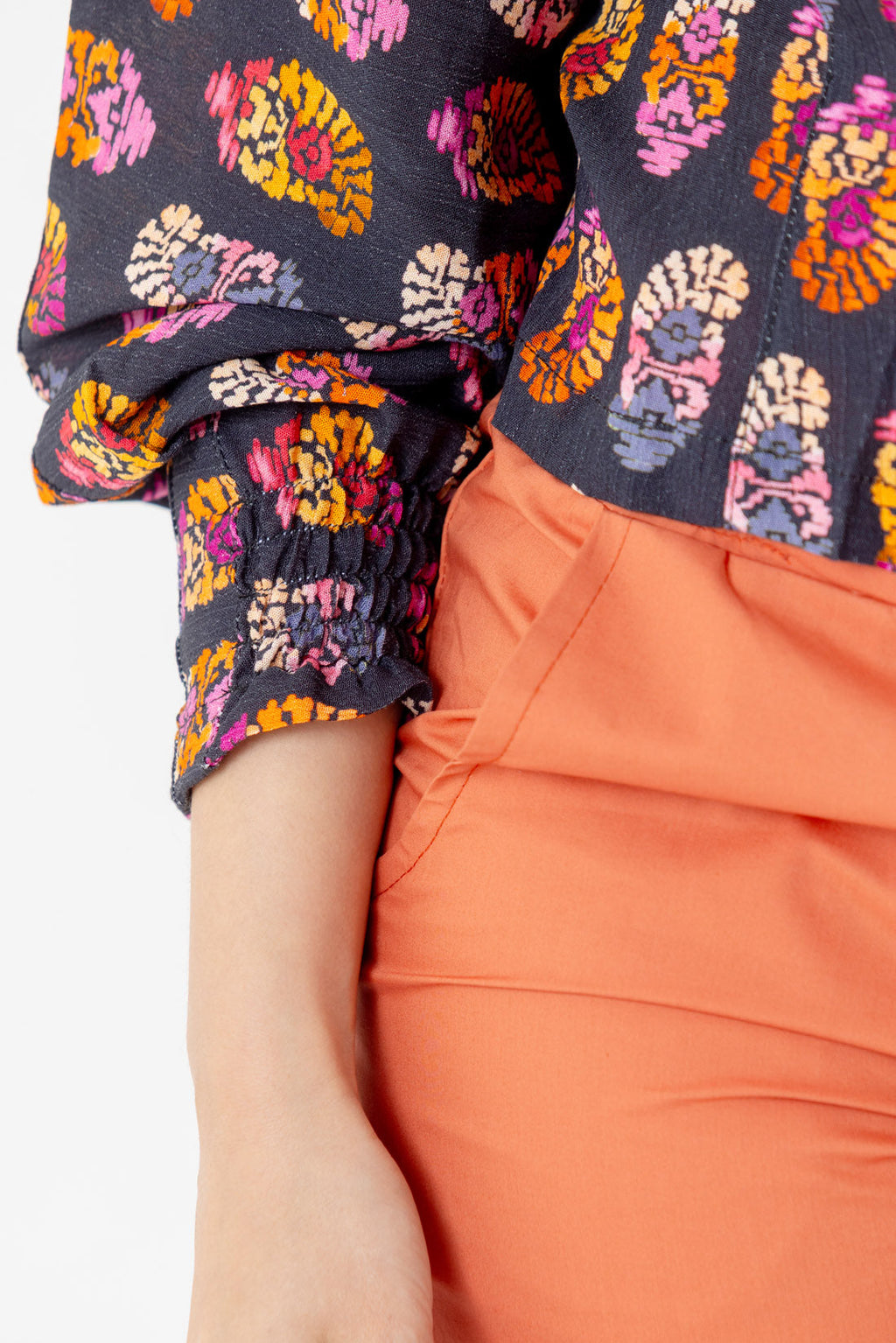 CHAQUETA MARIPOSA ROSETONES