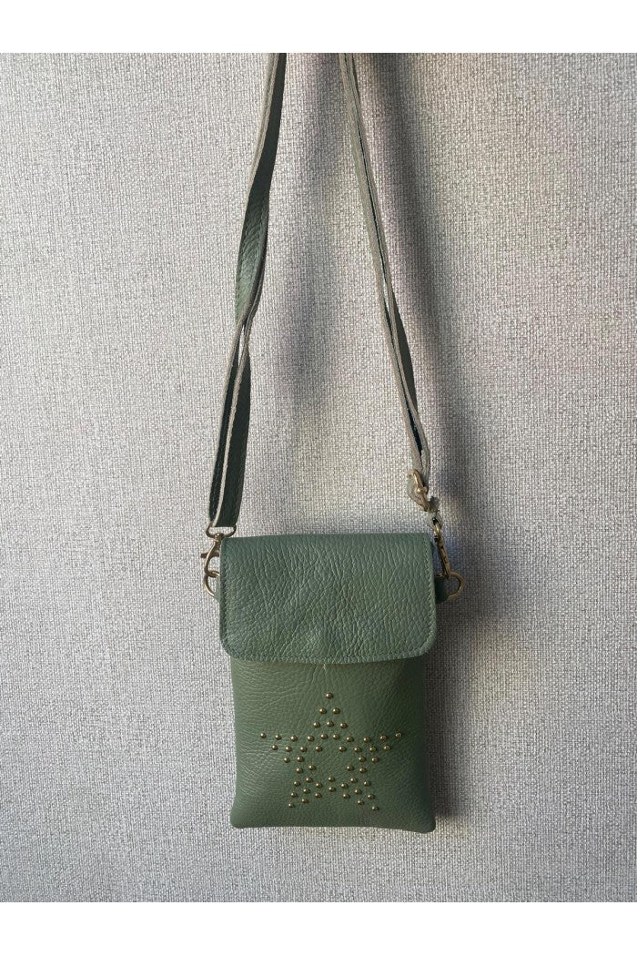 Bolso mini estrella tachuelas verde salvia