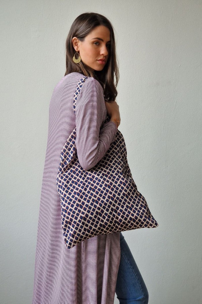 Bolsas para llevar en el bolso azul marino