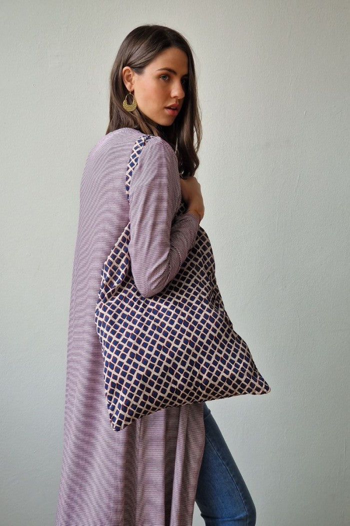 Bolsas para llevar en el bolso azul marino