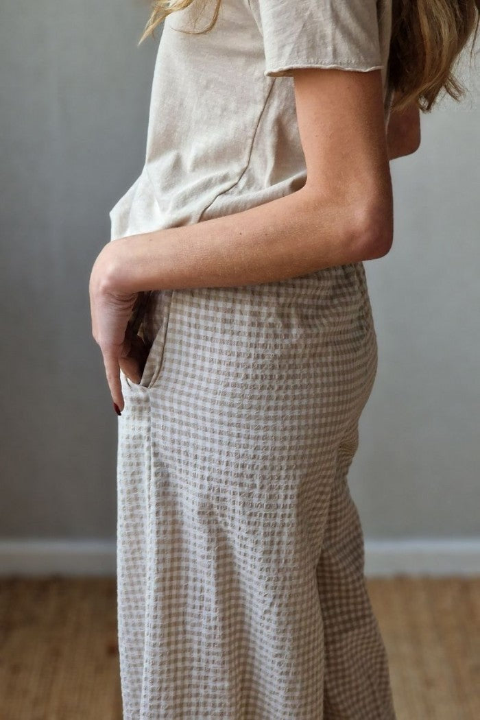 Pantalón cuadros vichy beige